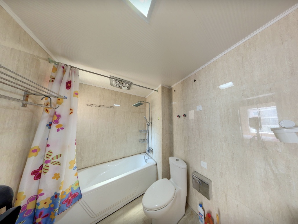 江海皇都私家花园 3室2厅2卫 136.77m&sup2;