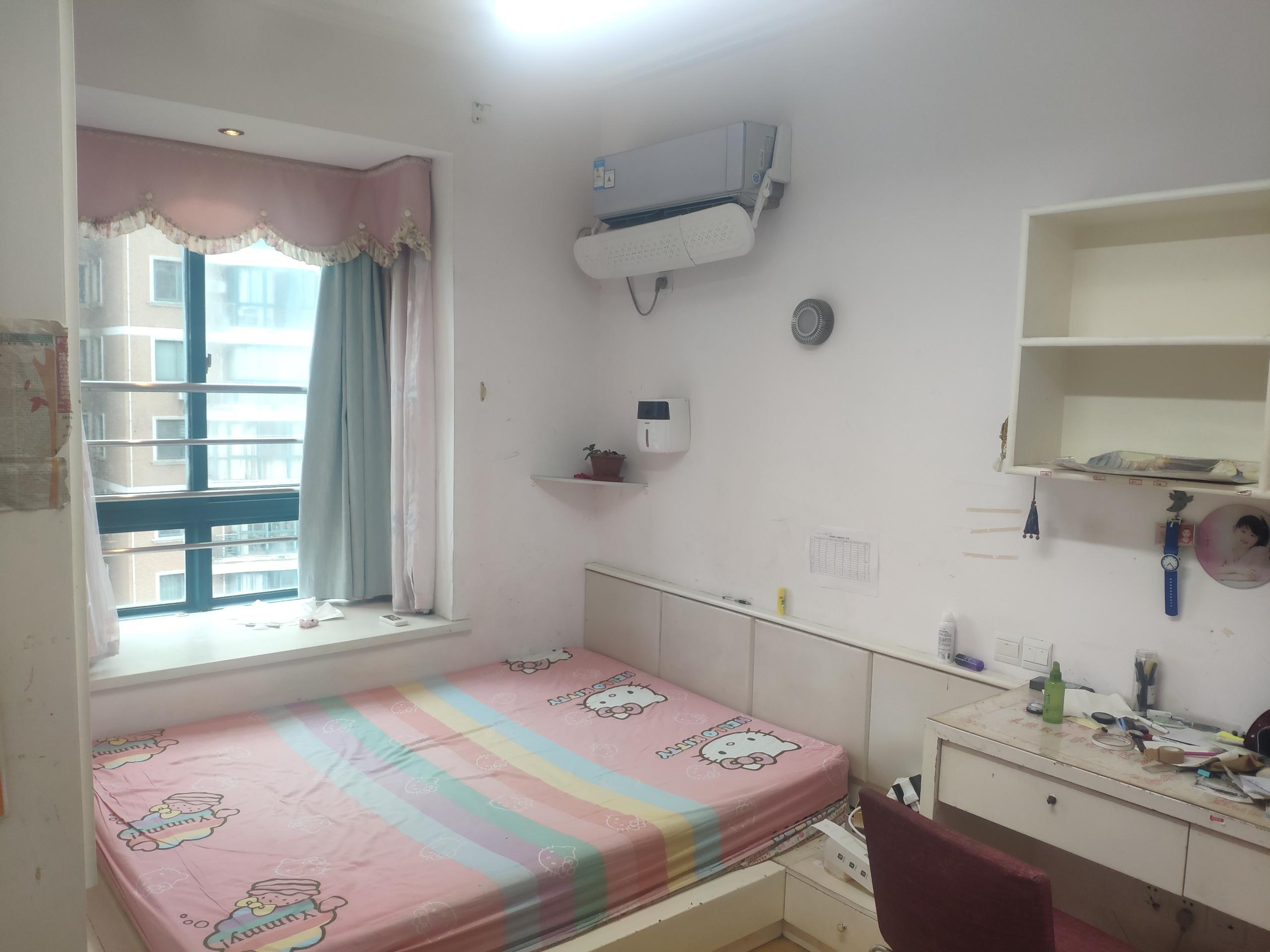 江海皇都私家花园 3室2厅2卫 136.77m&sup2;