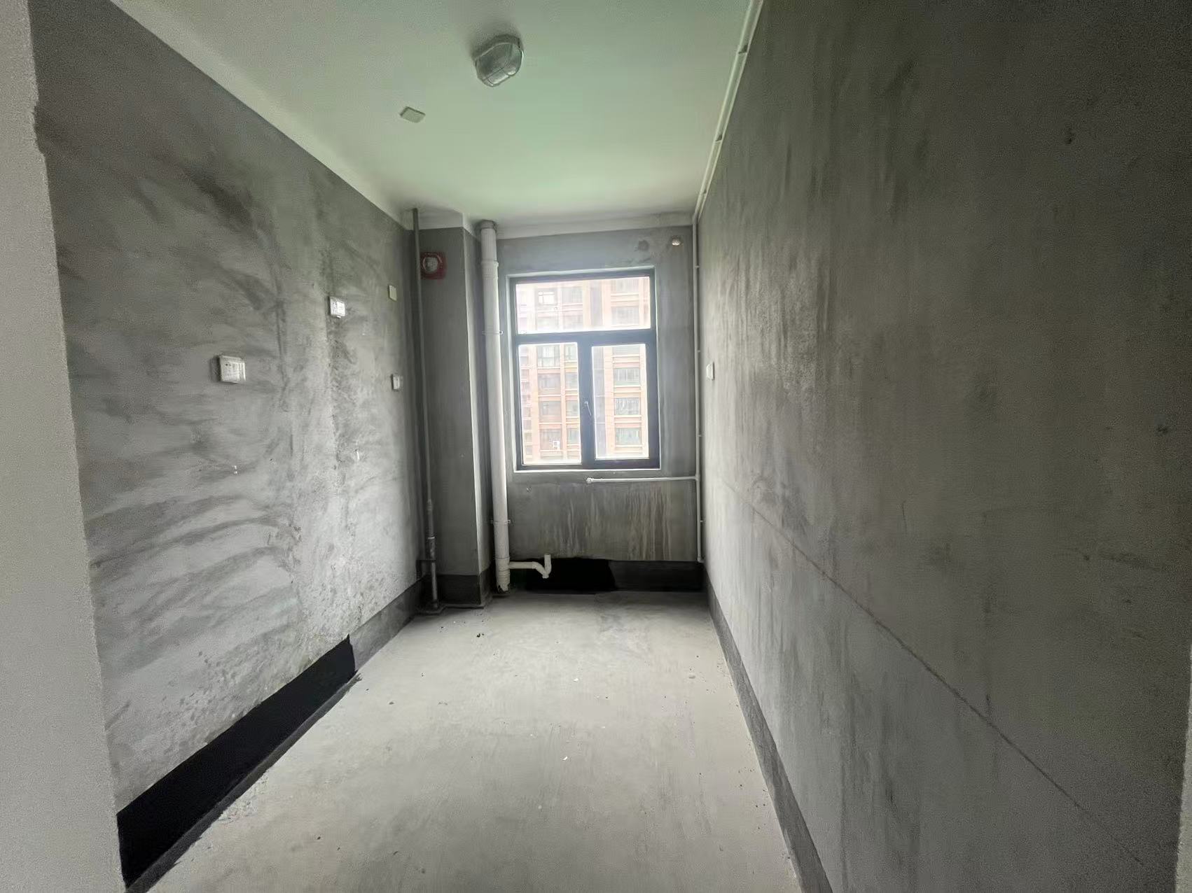 华山花苑六期 3室2厅2卫 125.29m&sup2;