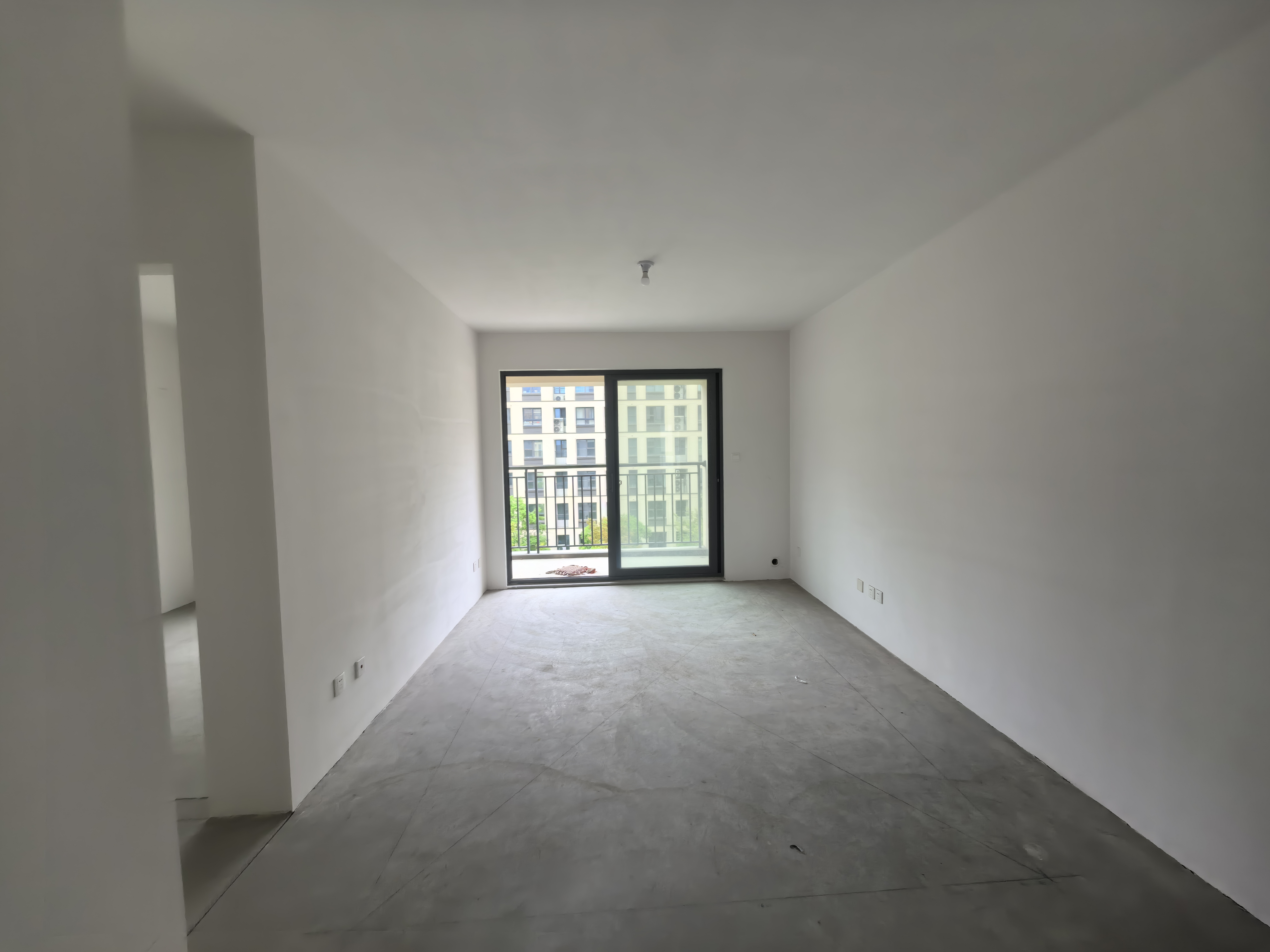 卓越悦宸 3室2厅1卫 93m&sup2;