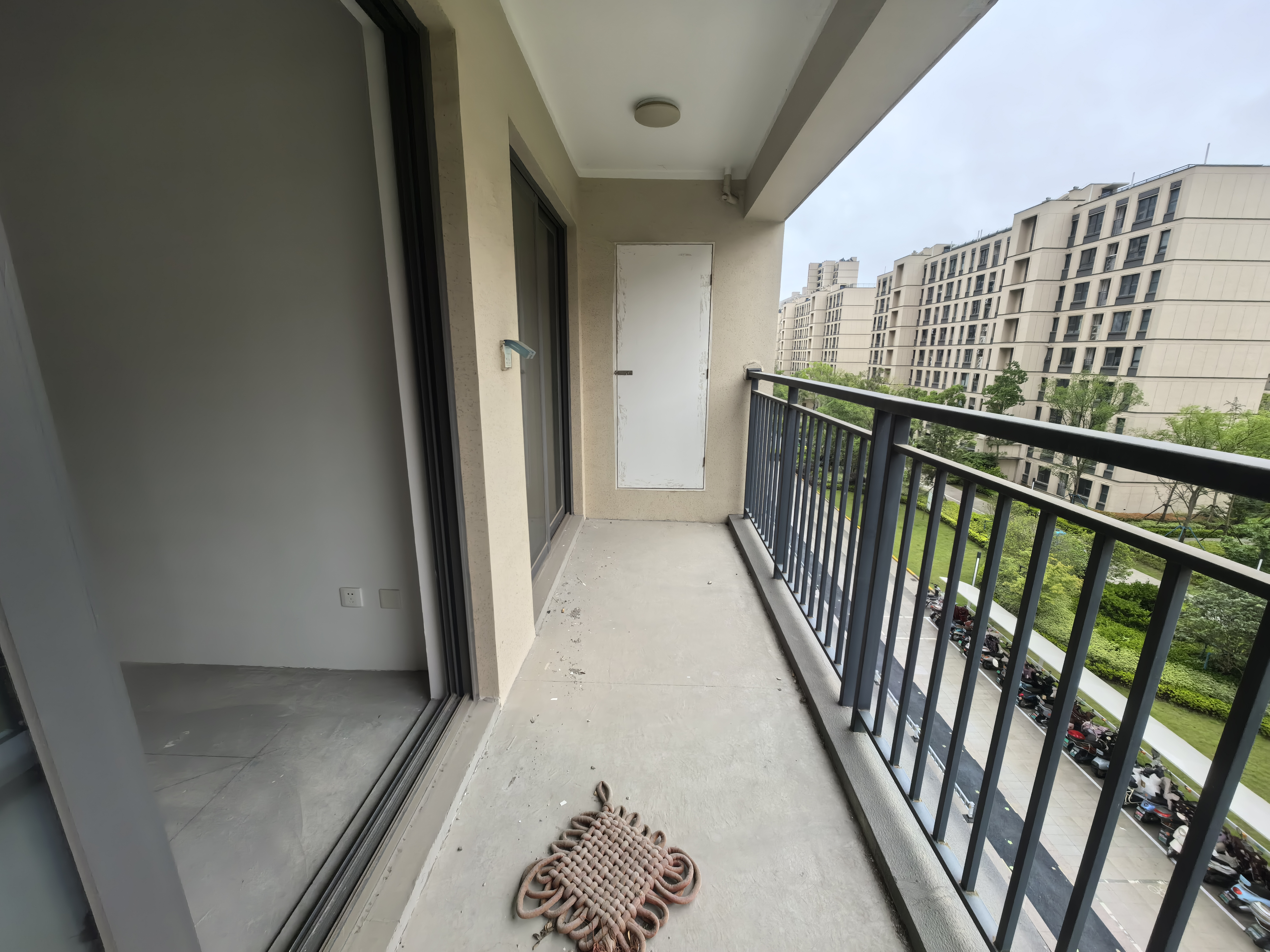 卓越悦宸 3室2厅1卫 93m&sup2;