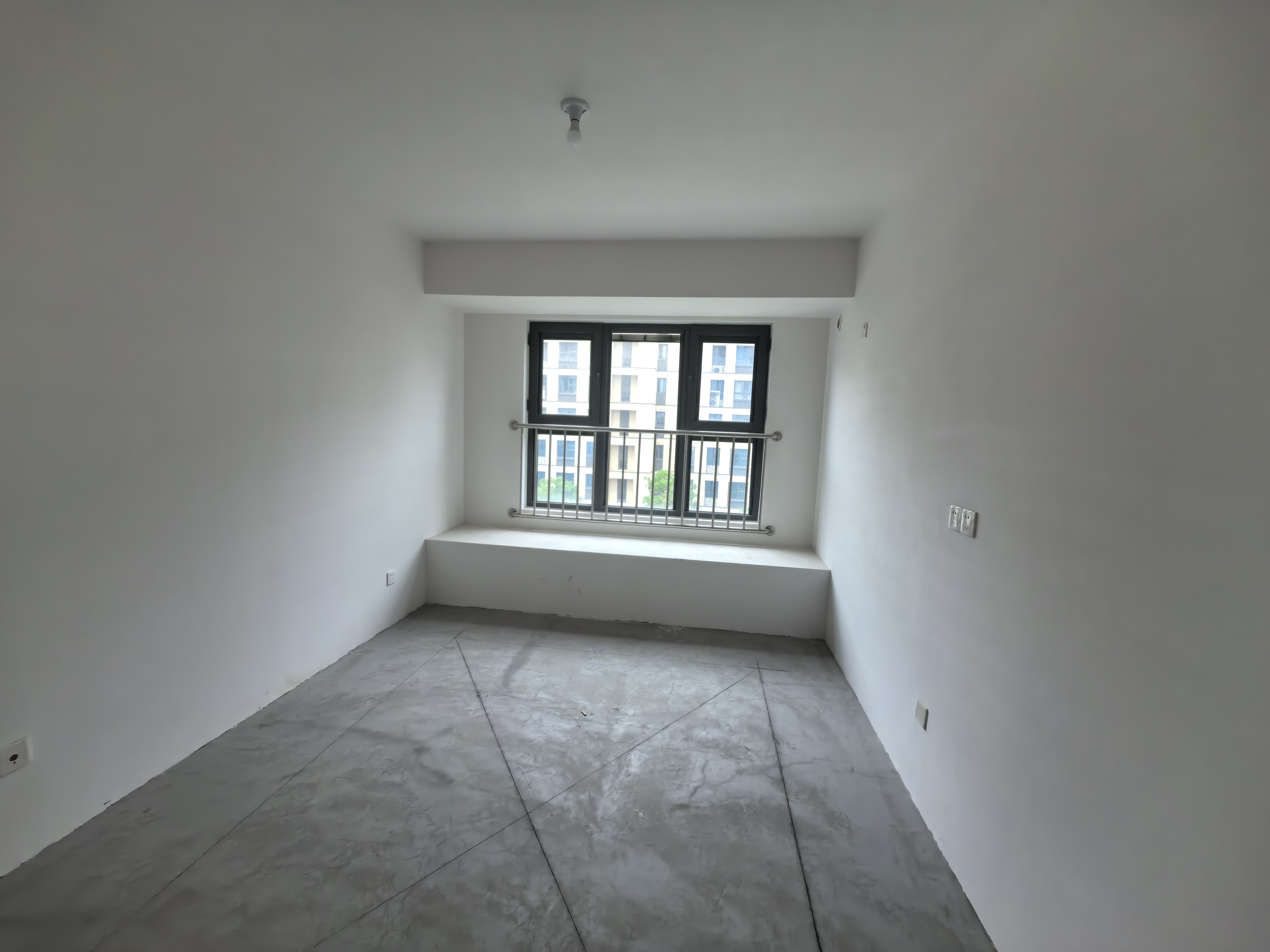 卓越悦宸 3室2厅1卫 93m&sup2;