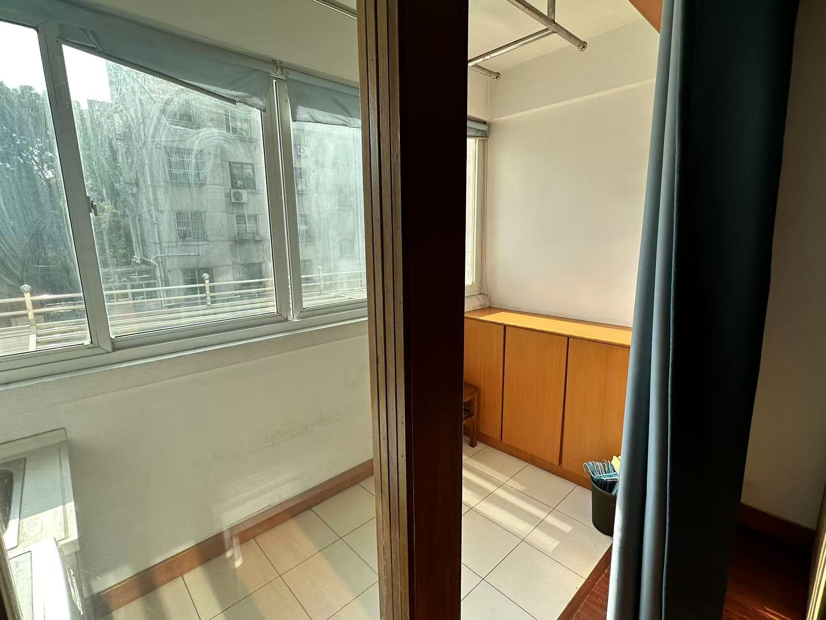 银花苑 3室2厅1卫 96m&sup2;