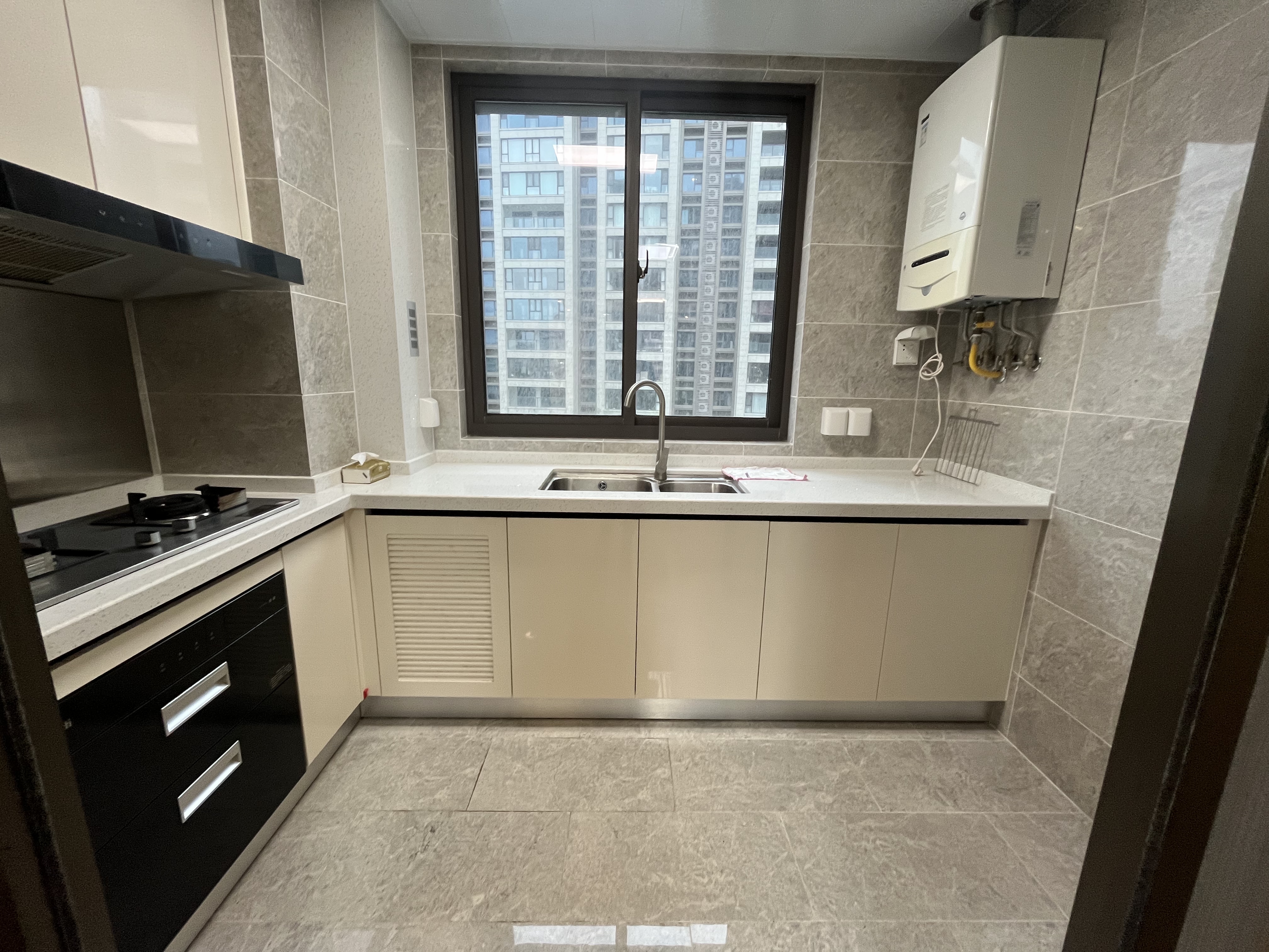 远创东樾 4室2厅2卫 139.38m&sup2;