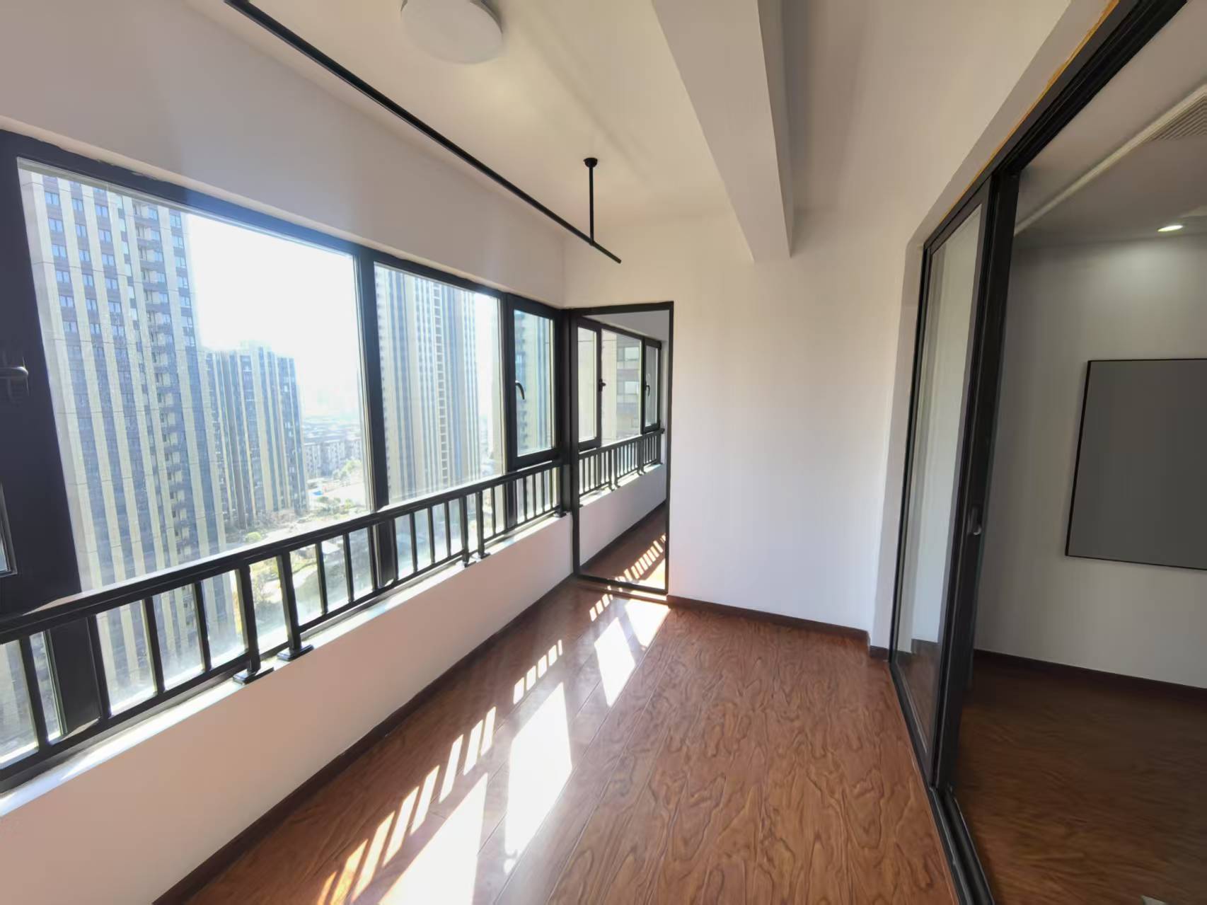 苏建名都城 3室2厅2卫 143m&sup2;