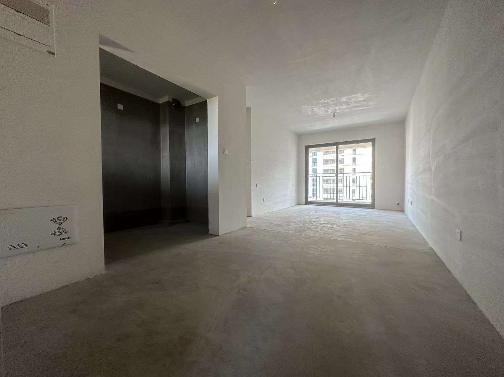 华悦铭苑 3室2厅1卫 96m²