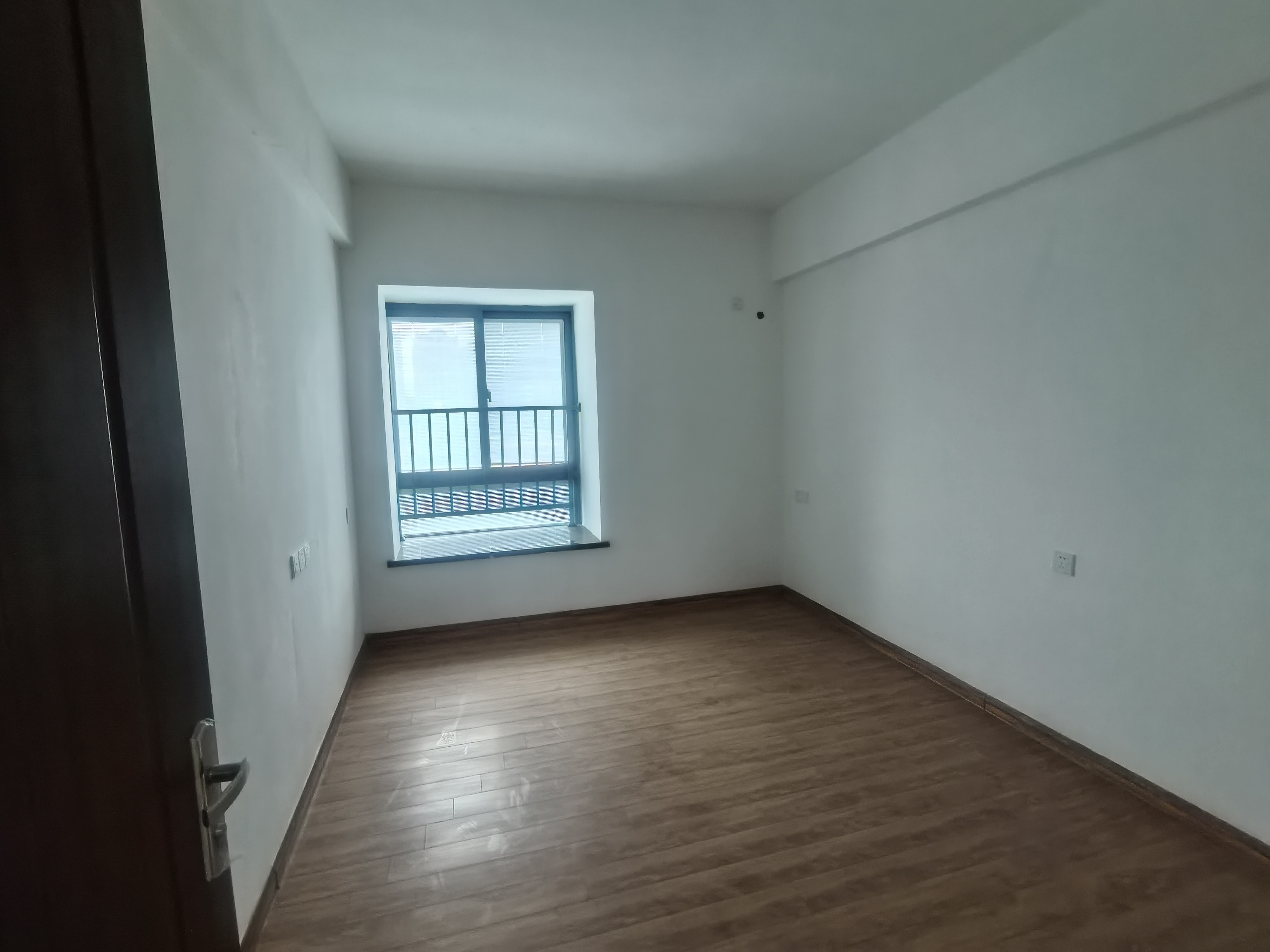 碧桂园御湖半岛 3室2厅2卫 136m&sup2;