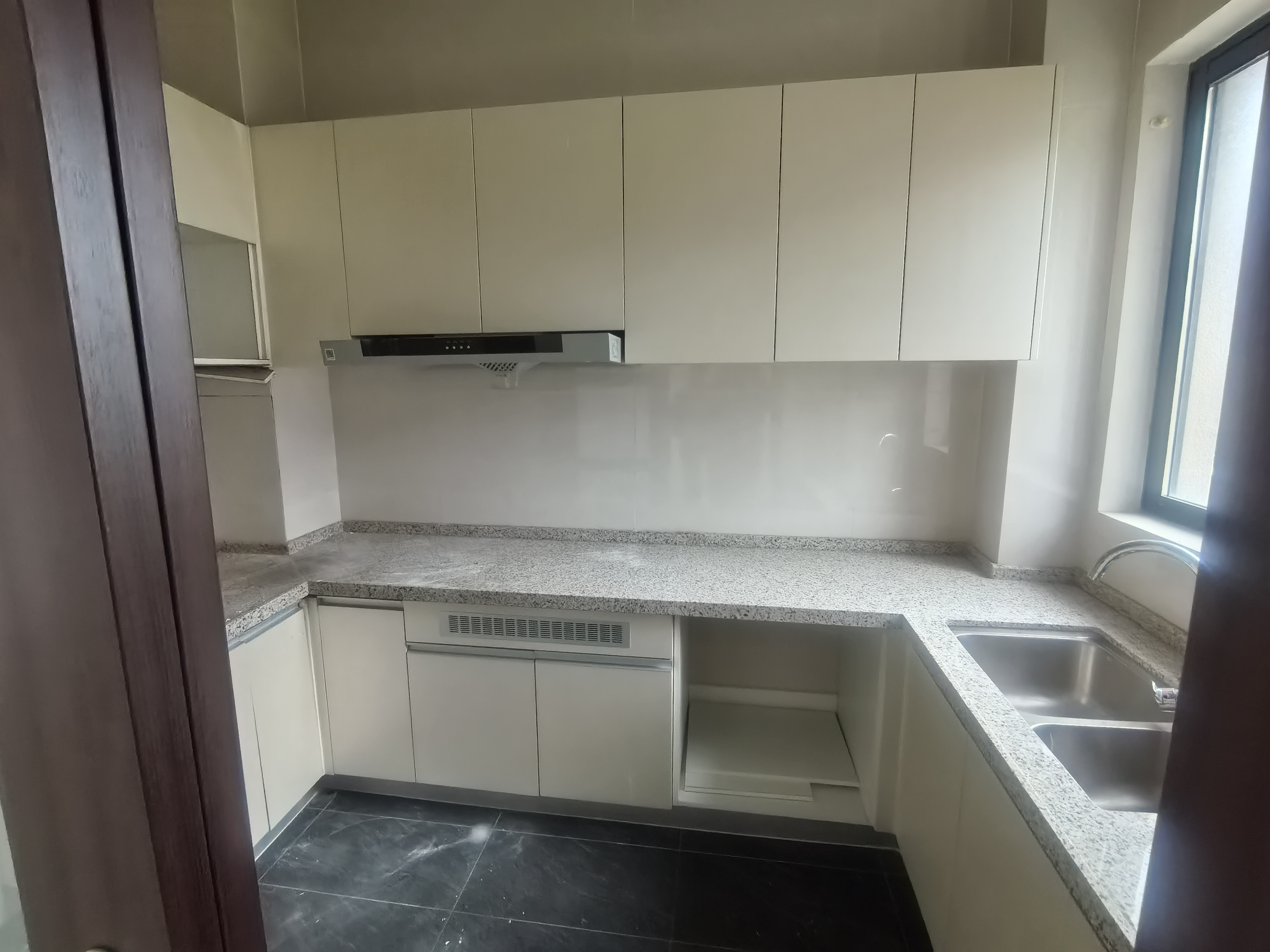 碧桂园御湖半岛 3室2厅2卫 136m&sup2;