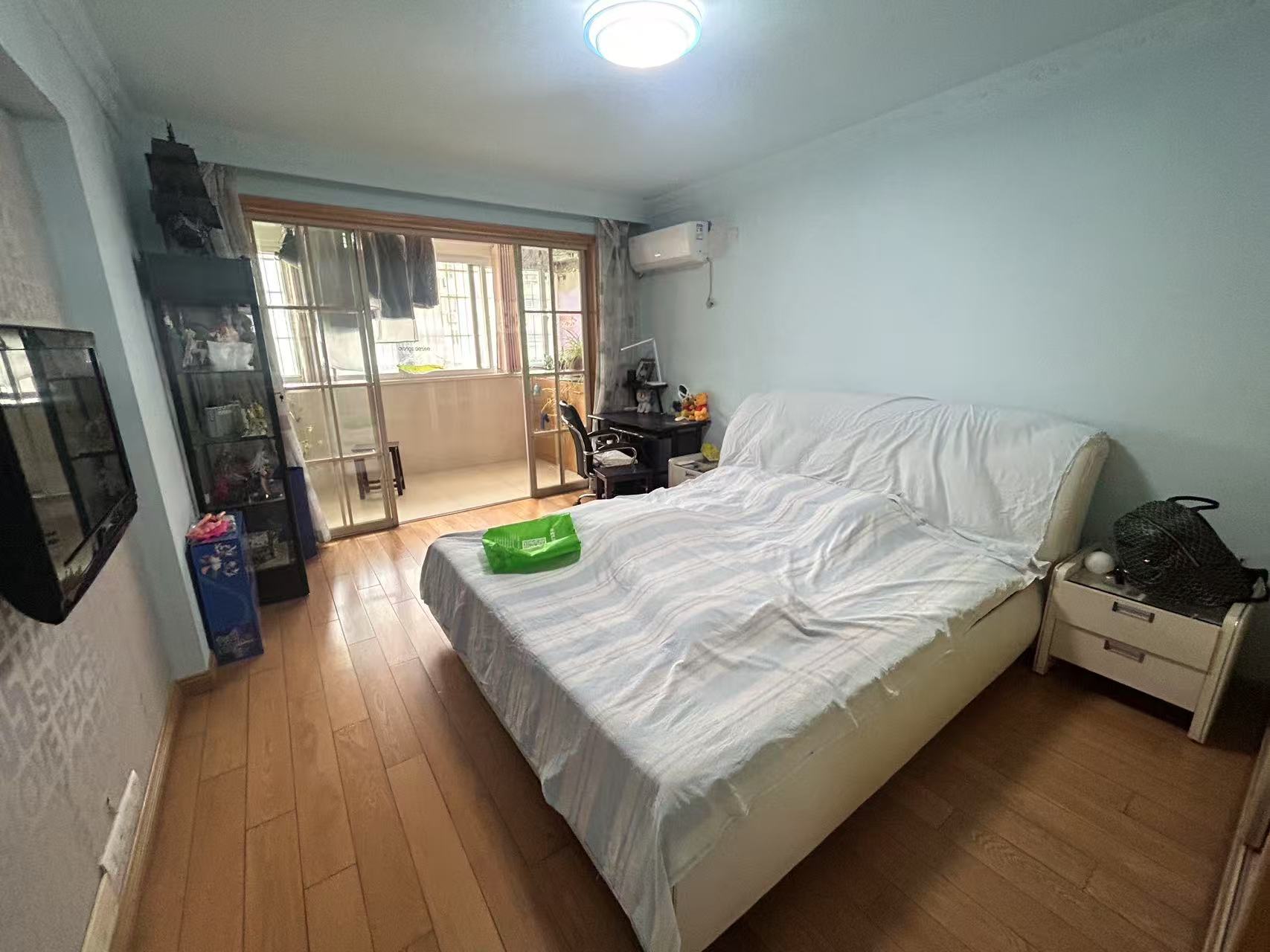 怡园新邸 3室2厅1卫 127m&sup2;