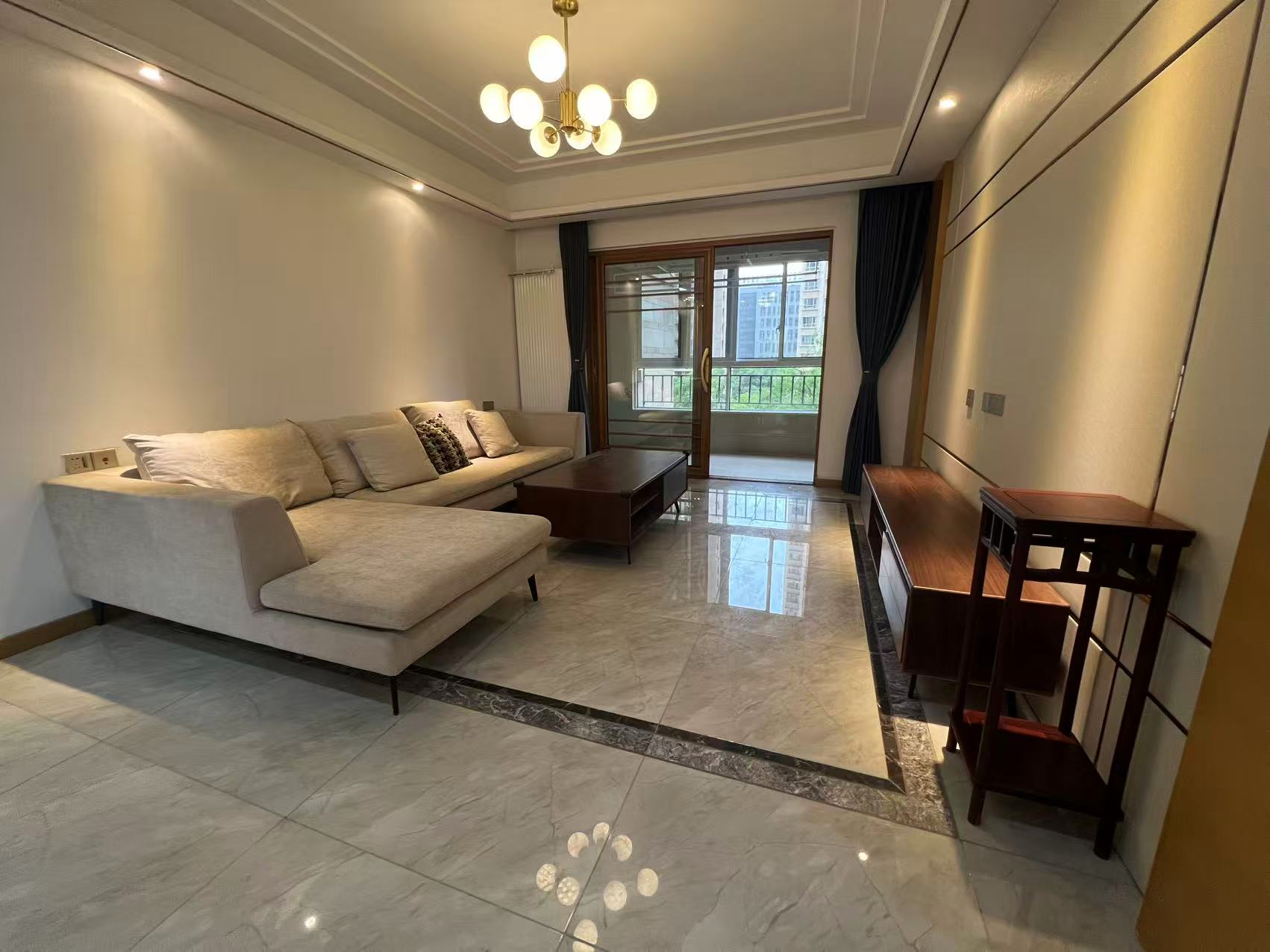 中南世纪花城三期 3室2厅2卫 124.65m&sup2;