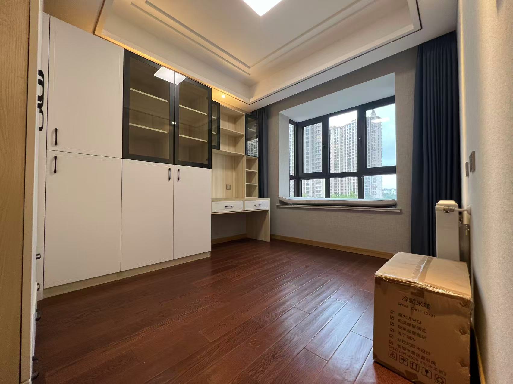 中南世纪花城三期 3室2厅2卫 124.65m&sup2;