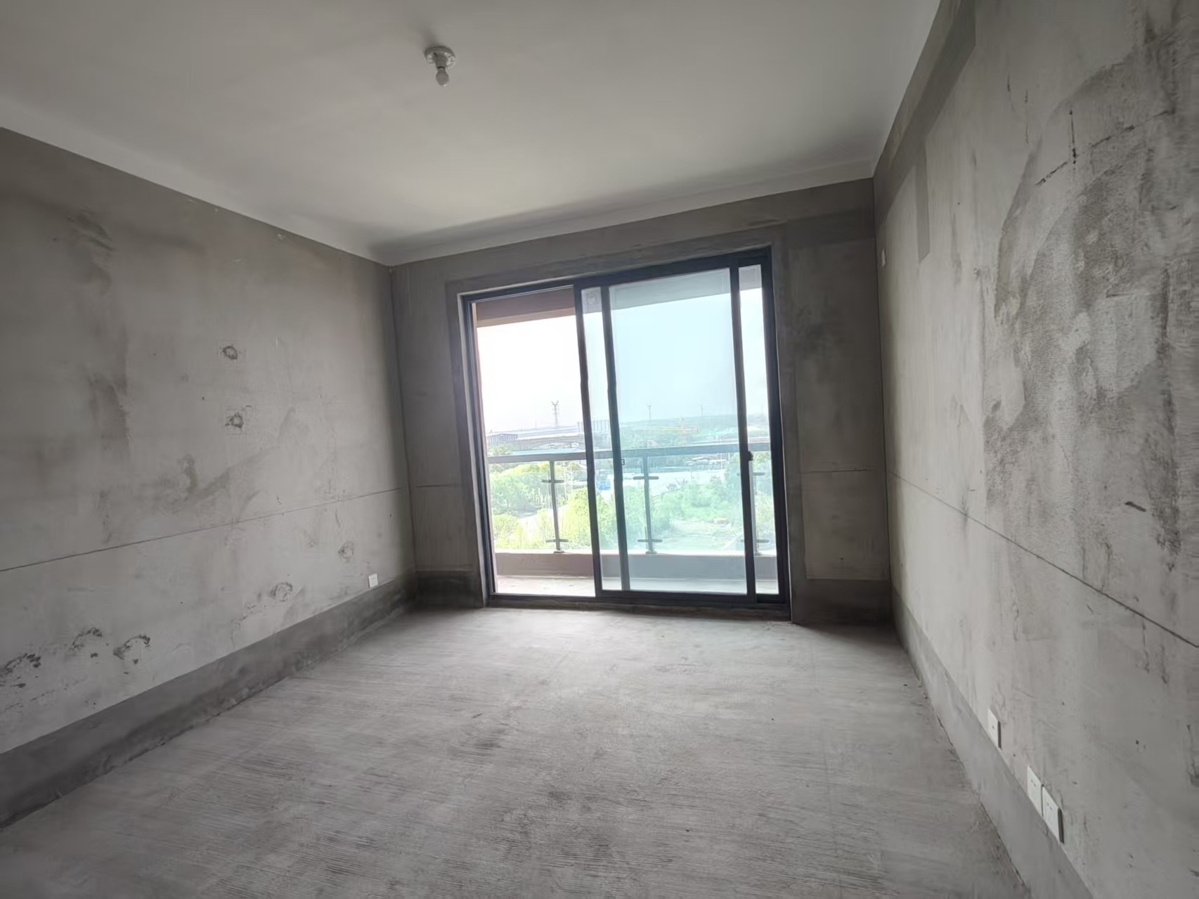 神辉上麟府 5室2厅3卫 189.00m&sup2;