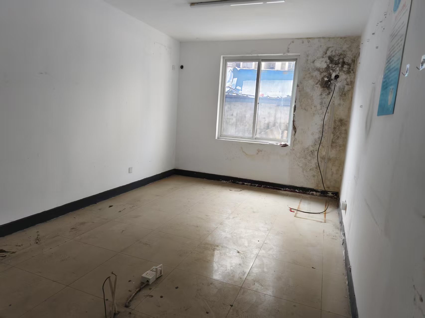新建路新村(新建花苑) 3室1厅1卫 80m&sup2;