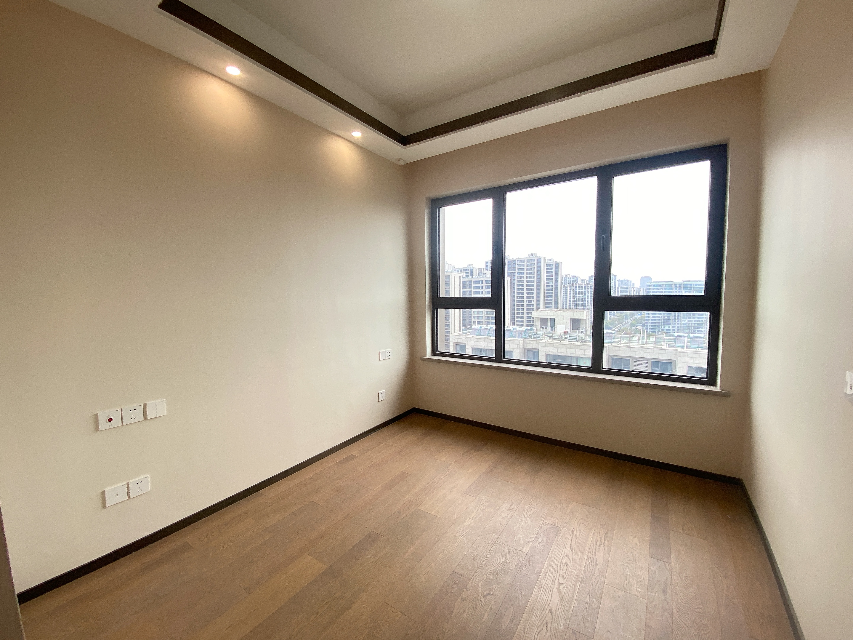 远创东樾 3室2厅2卫 124.32m&sup2;