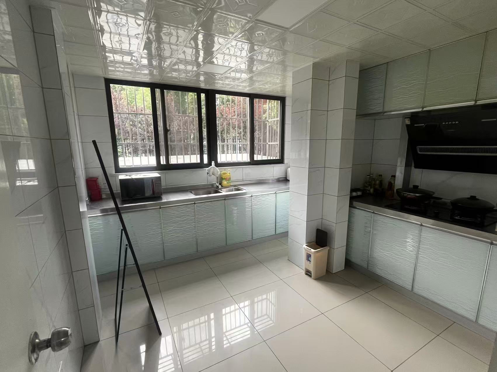 外滩花苑 2室1厅1卫 95.85m&sup2;