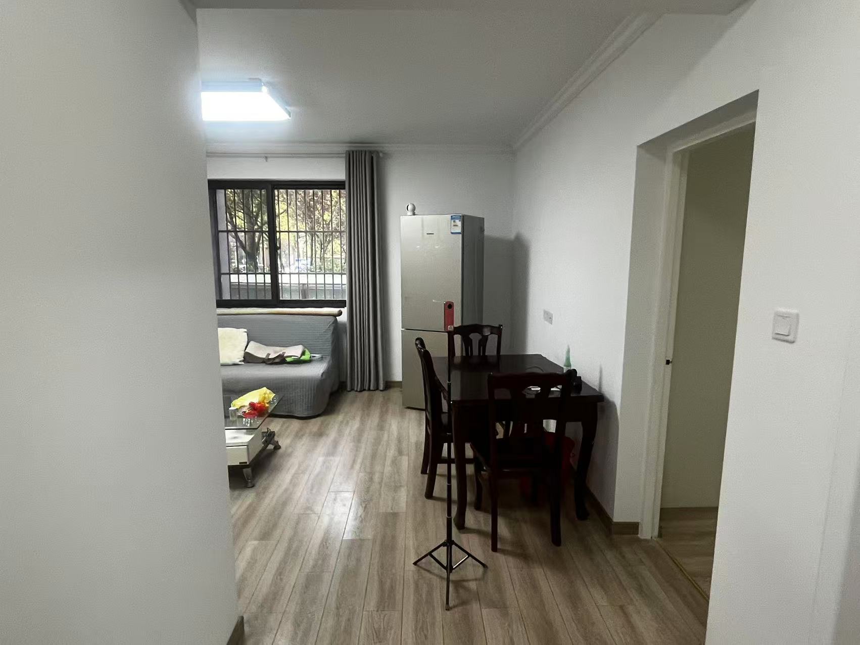 外滩花苑 2室1厅1卫 95.85m&sup2;