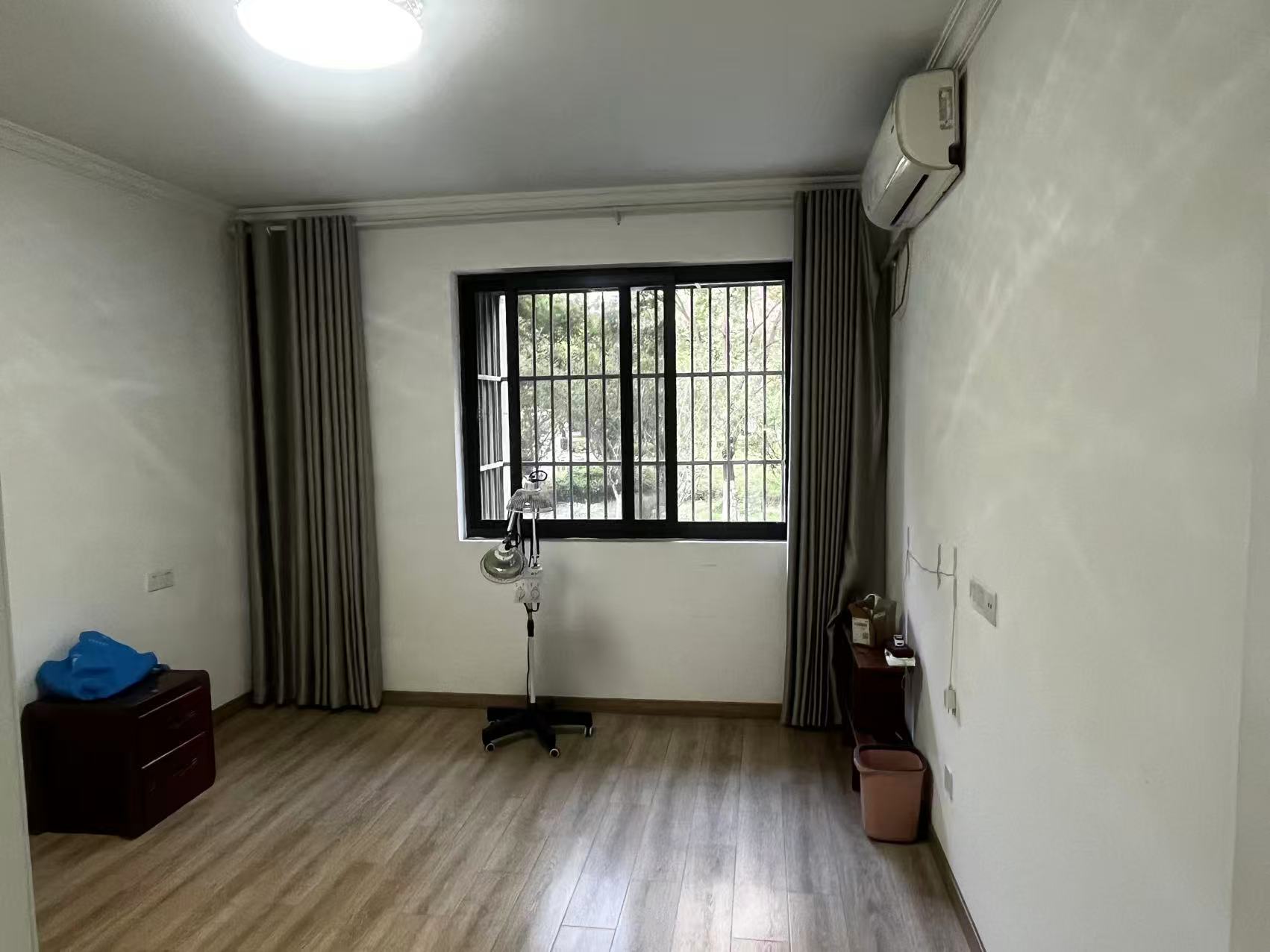 外滩花苑 2室1厅1卫 95.85m&sup2;