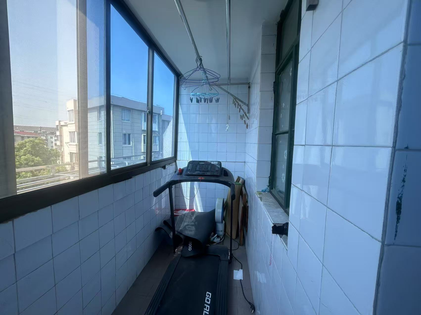 虹桥南村 1室1厅1卫 48m&sup2;