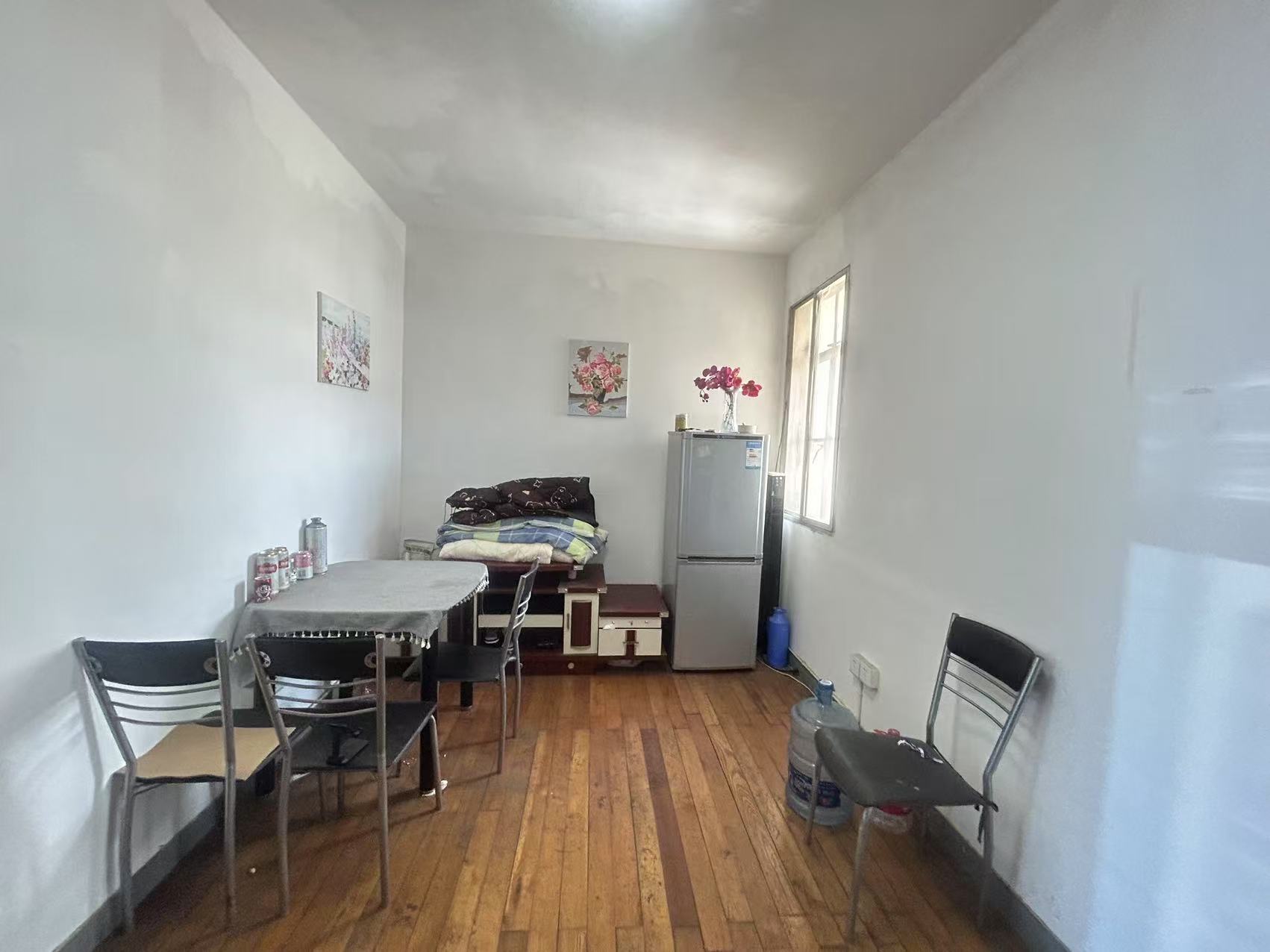 虹桥南村 1室1厅1卫 48m&sup2;