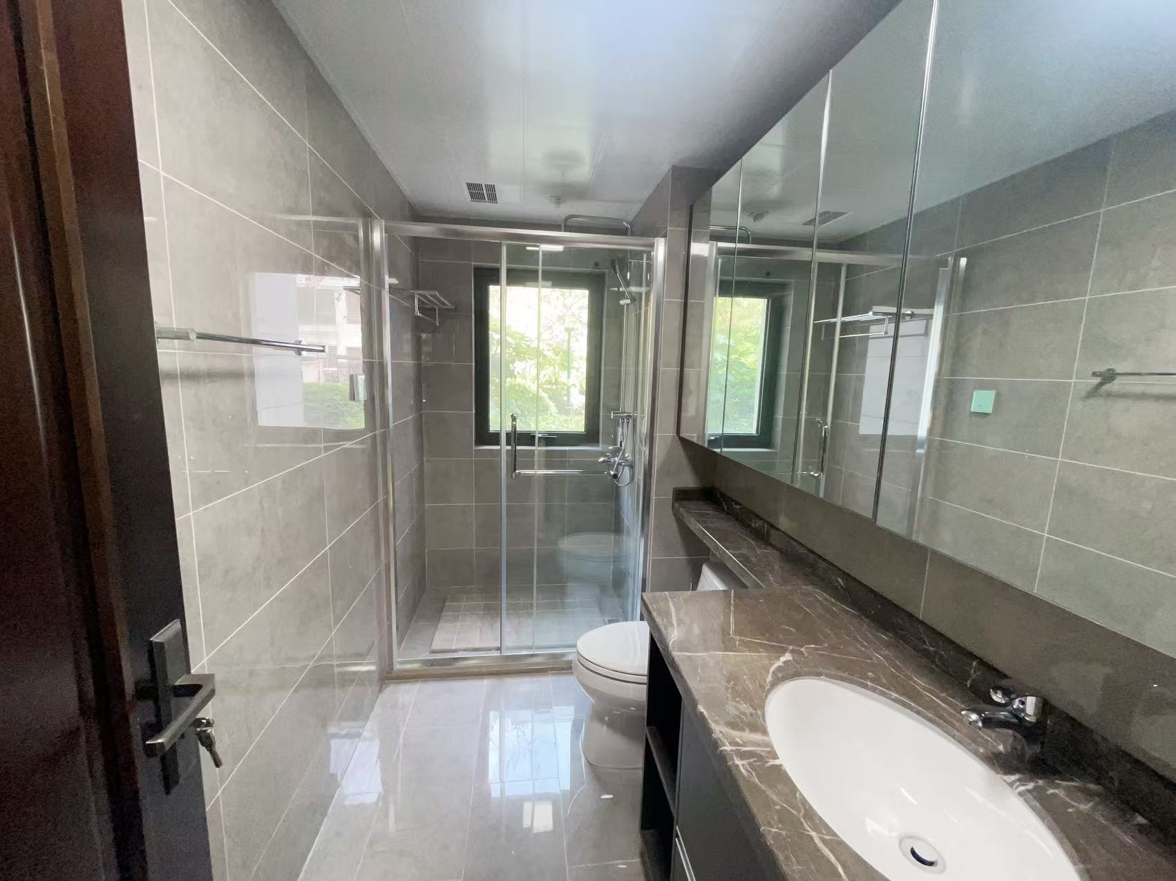 远创紫樾台 4室2厅2卫 336m&sup2;