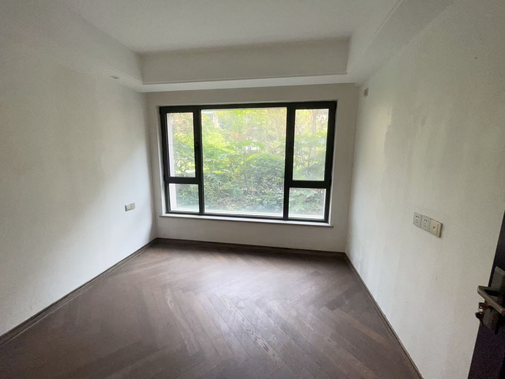 远创紫樾台 4室2厅2卫 336m&sup2;