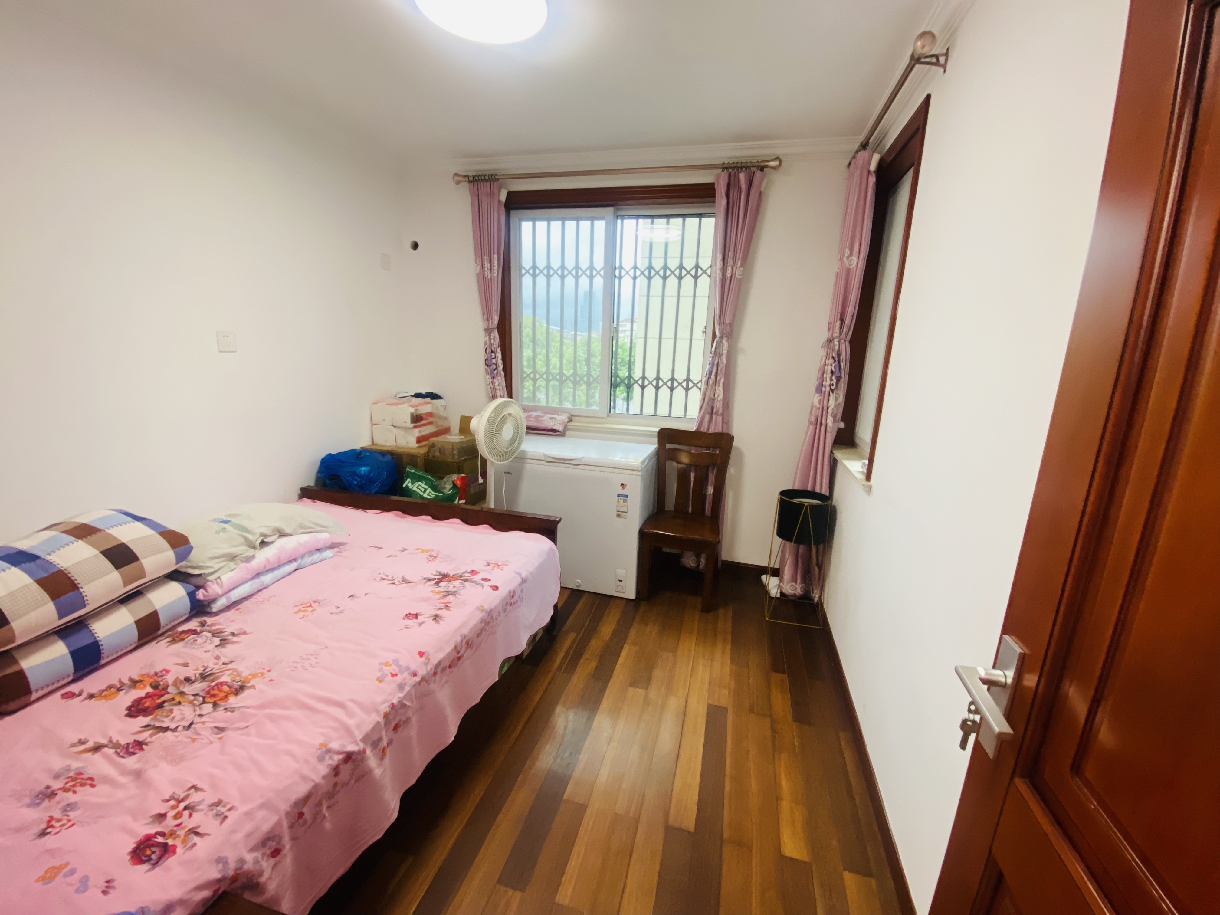 光明南村 3室1厅1卫 99.18m&sup2;