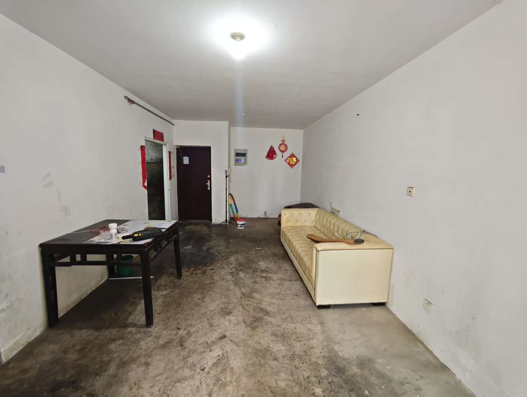 世濠花园 3室2厅1卫 92.50m²