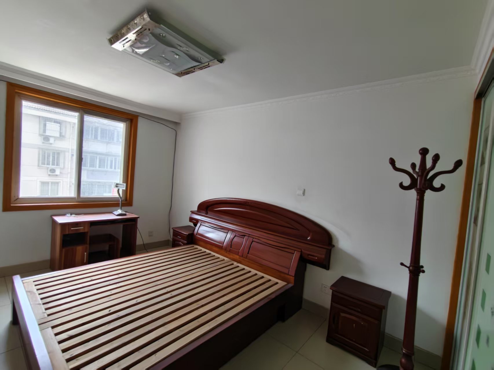 越江新村 3室2厅1卫 120m&sup2;