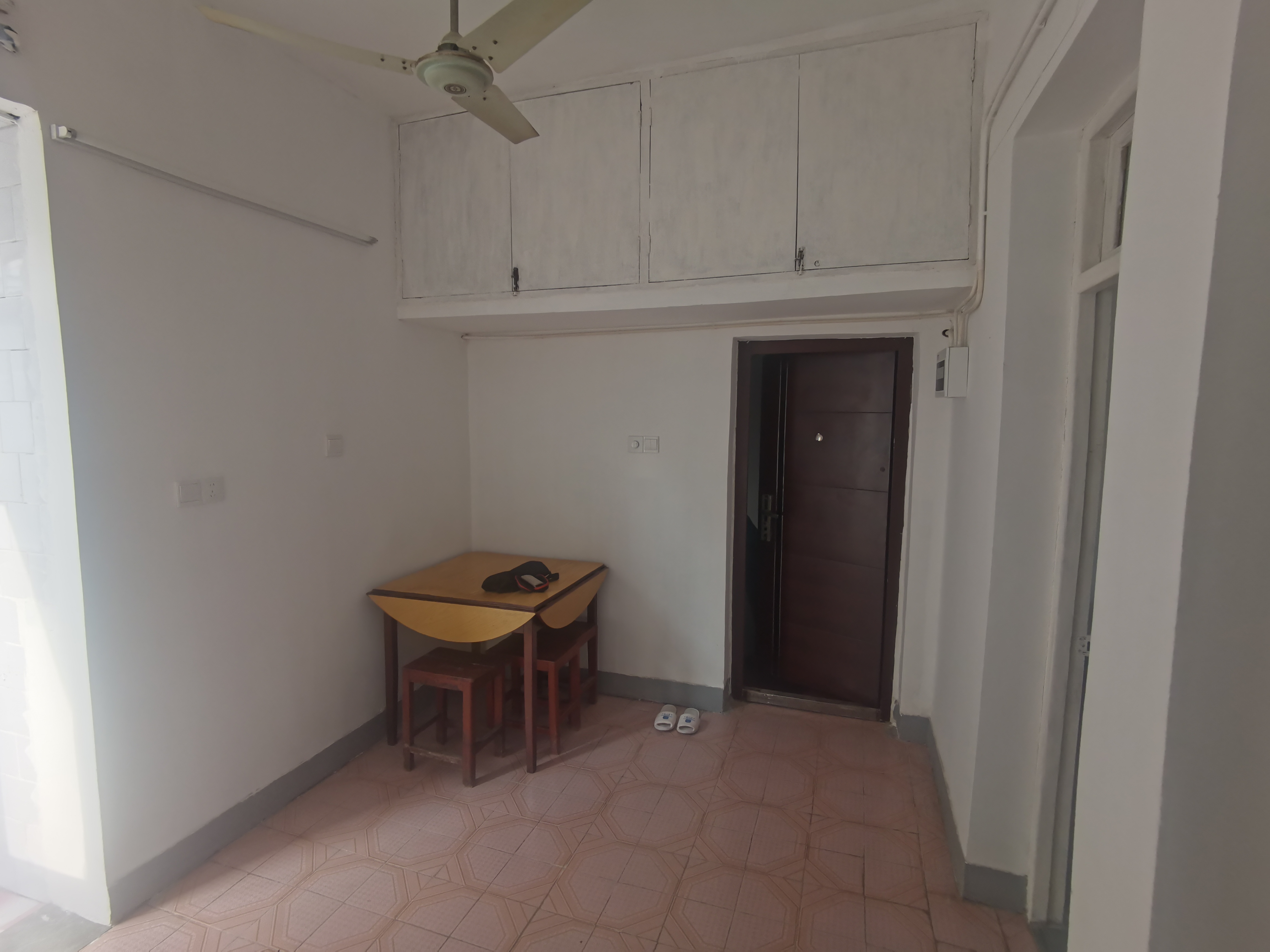 解放新村 2室1厅1卫 63m²
