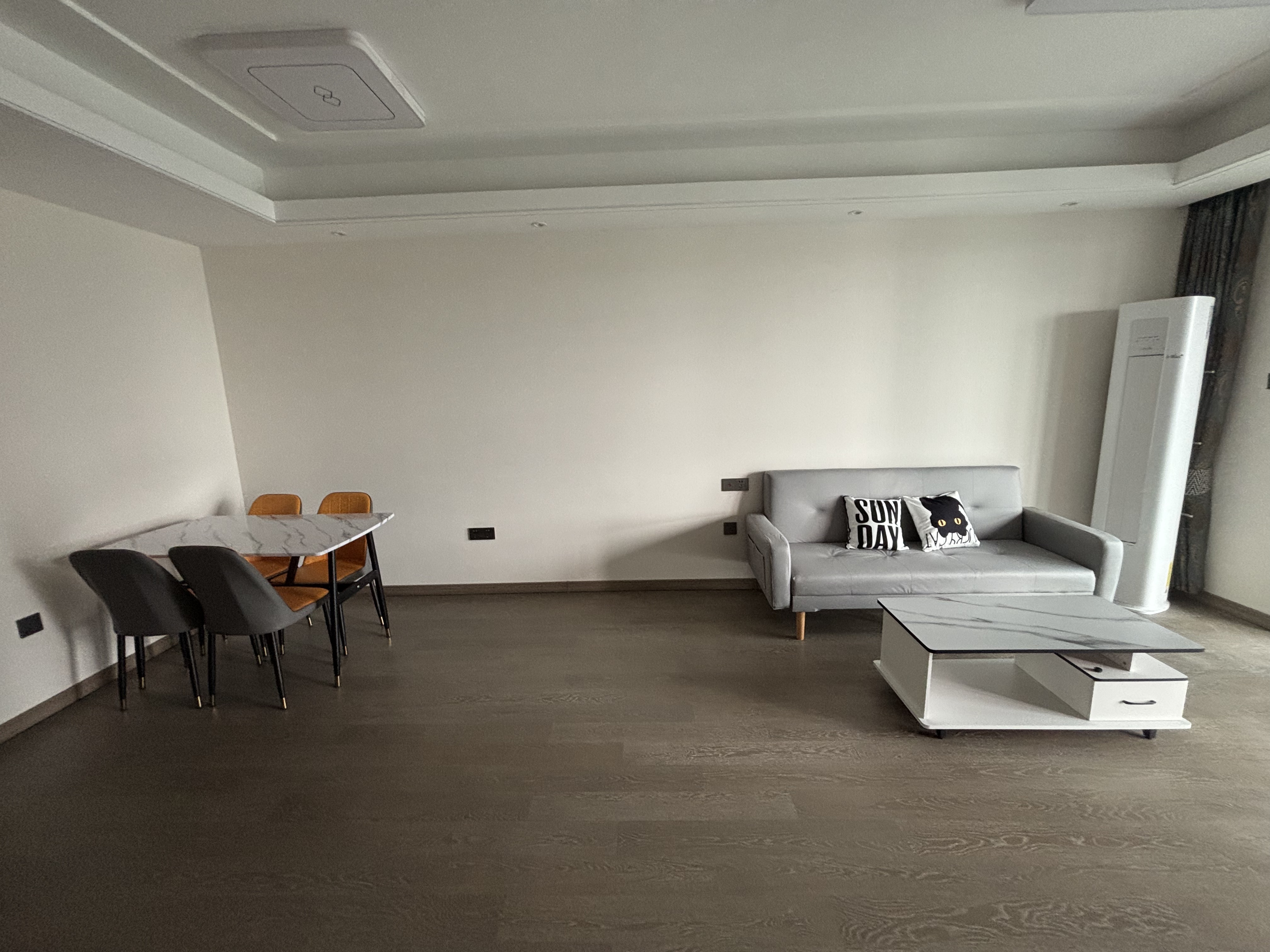 万科未来之光 3室2厅1卫 93m&sup2;