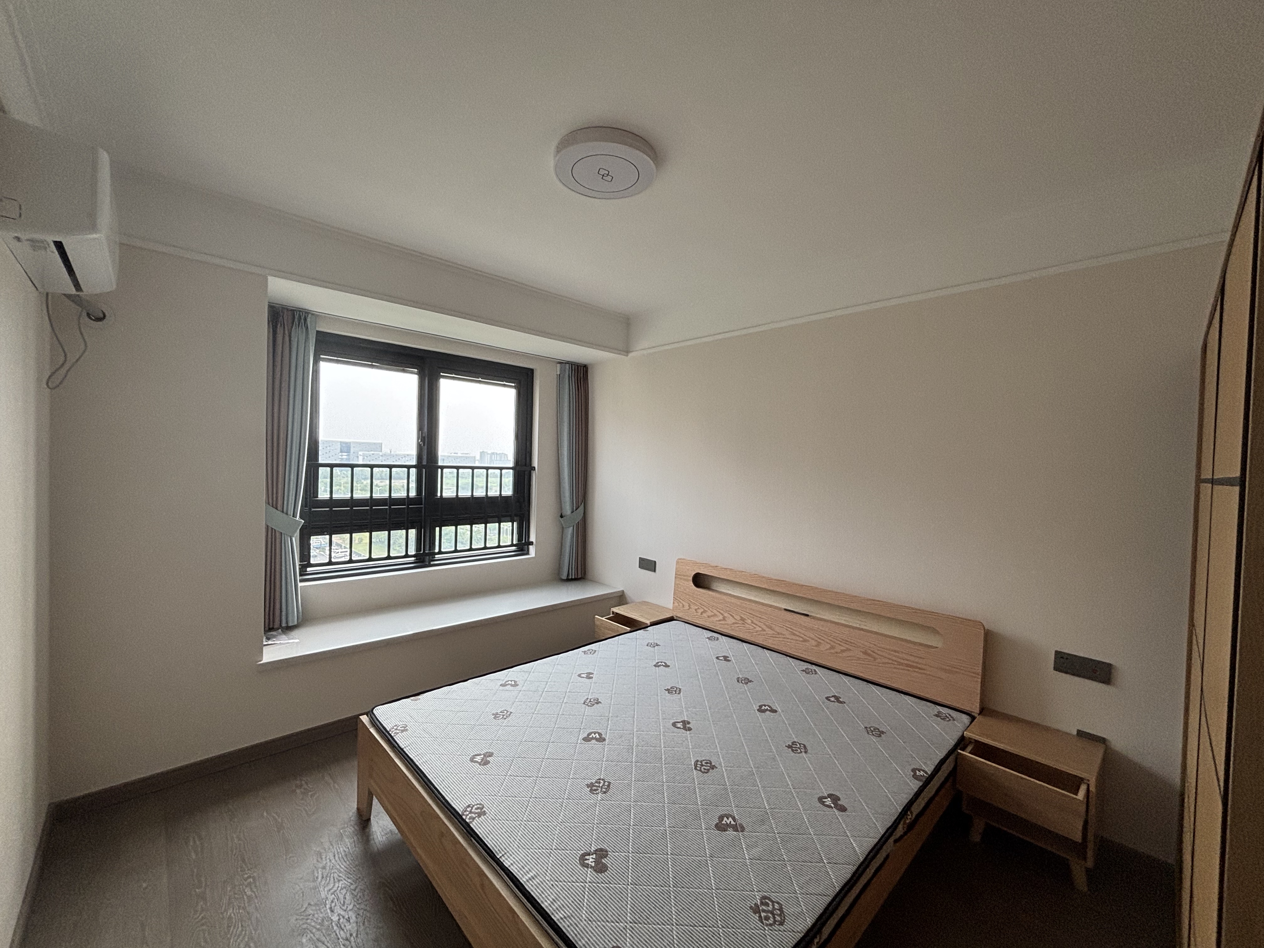 万科未来之光 3室2厅1卫 93m&sup2;