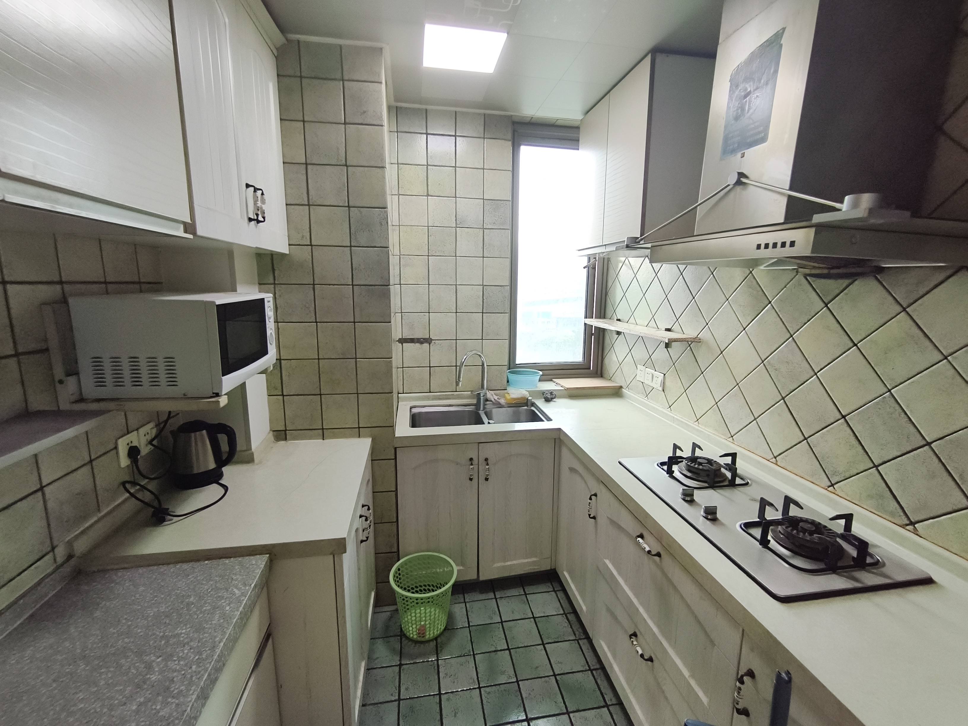 绿城玉兰公寓 3室2厅1卫 122.02m&sup2;