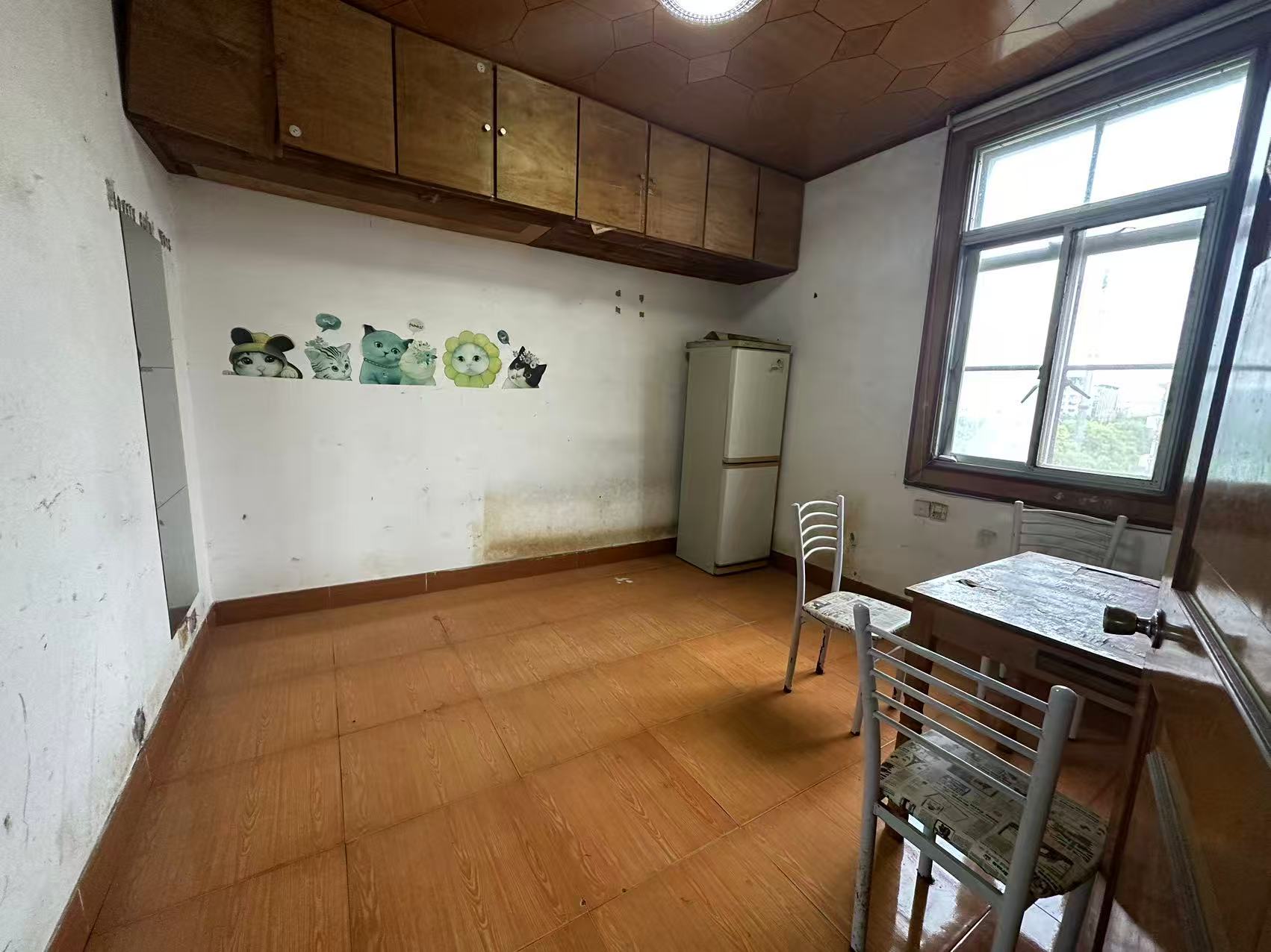 虹桥新村(朝霞路) 1室2厅1卫 55.24m²