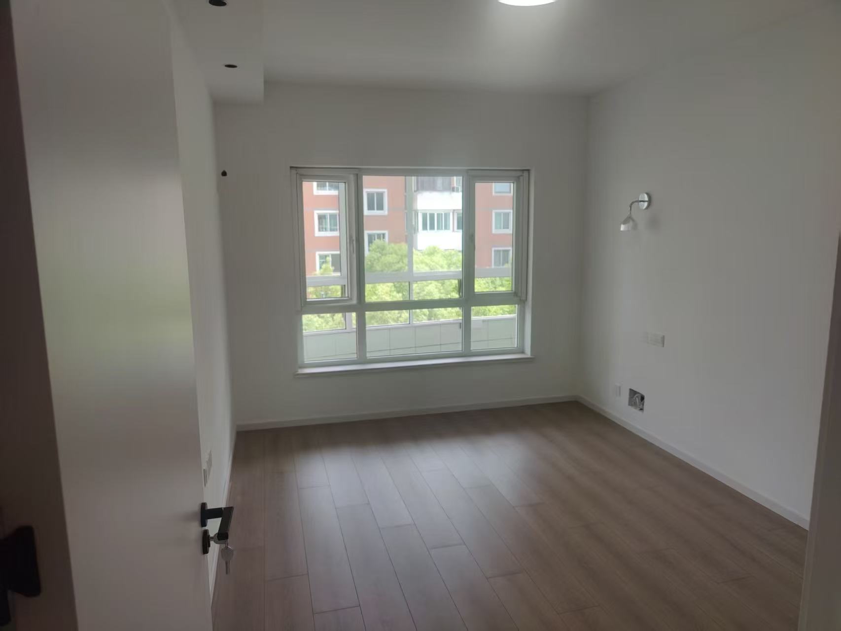 天安花园 3室2厅2卫 137.30m&sup2;