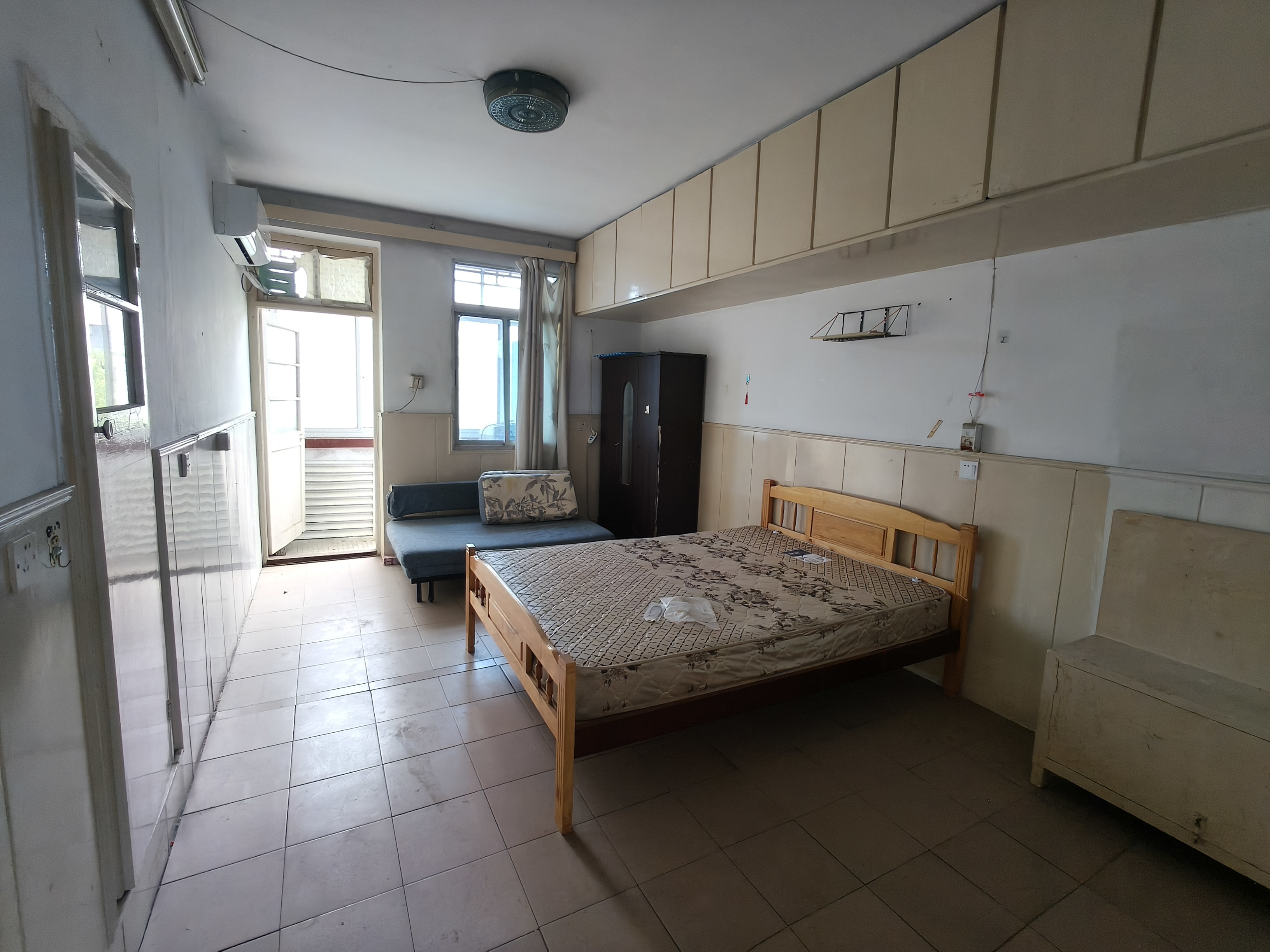 青年路新村 1室1厅1卫 45m&sup2;