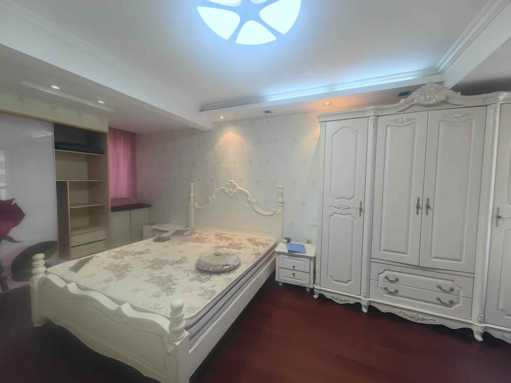 万通城 3室1厅1卫 96.99m&sup2;