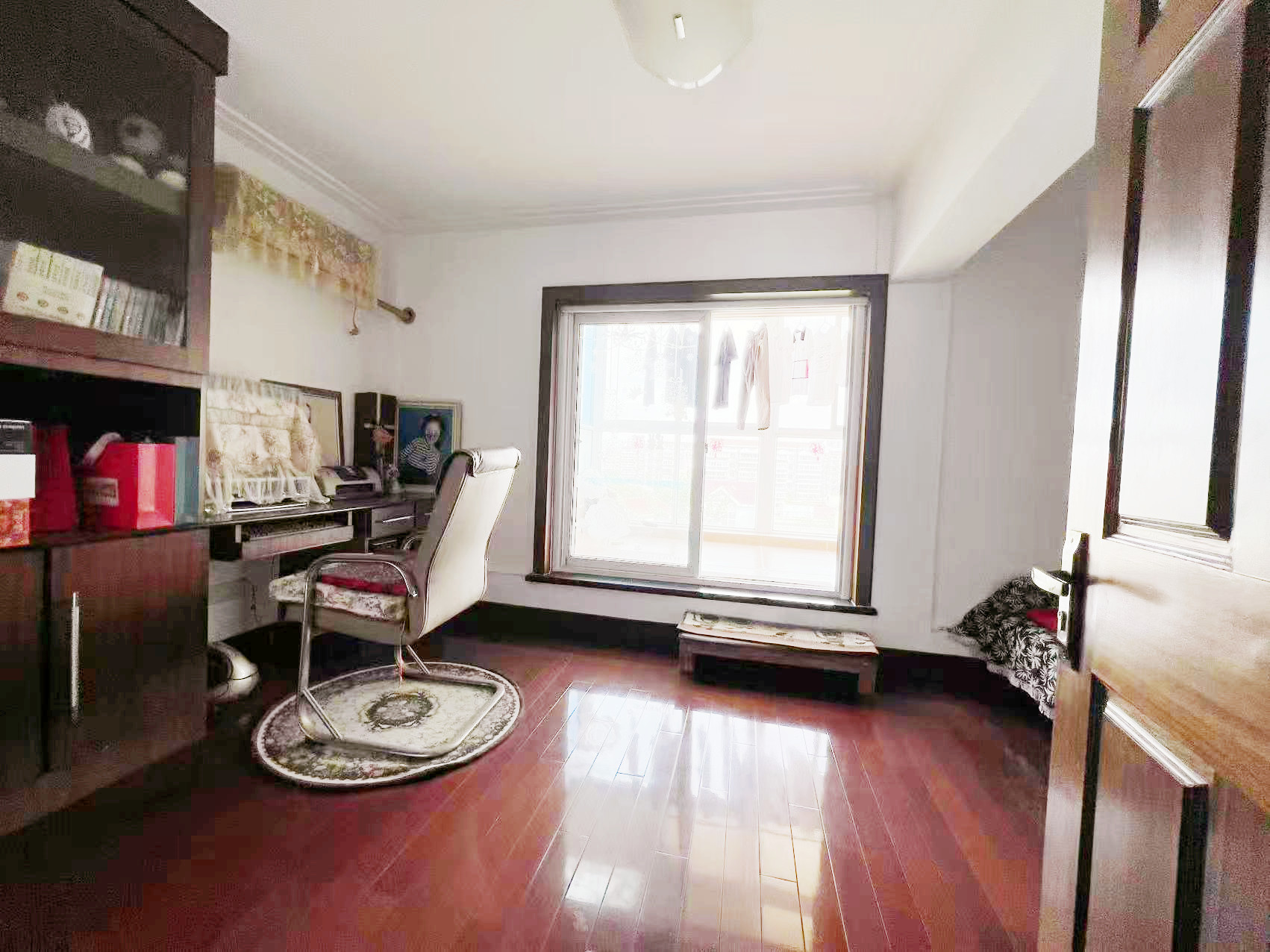 文峰花苑 5室2厅2卫 205.50m&sup2;