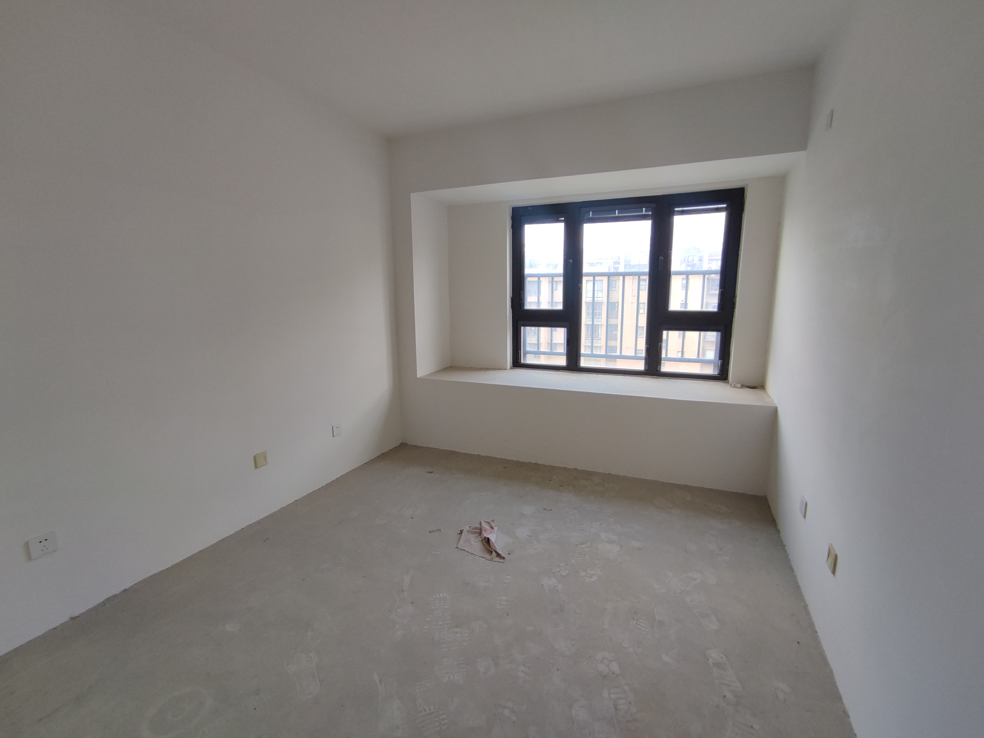 悦达悦海名邸 4室2厅2卫 125m&sup2;