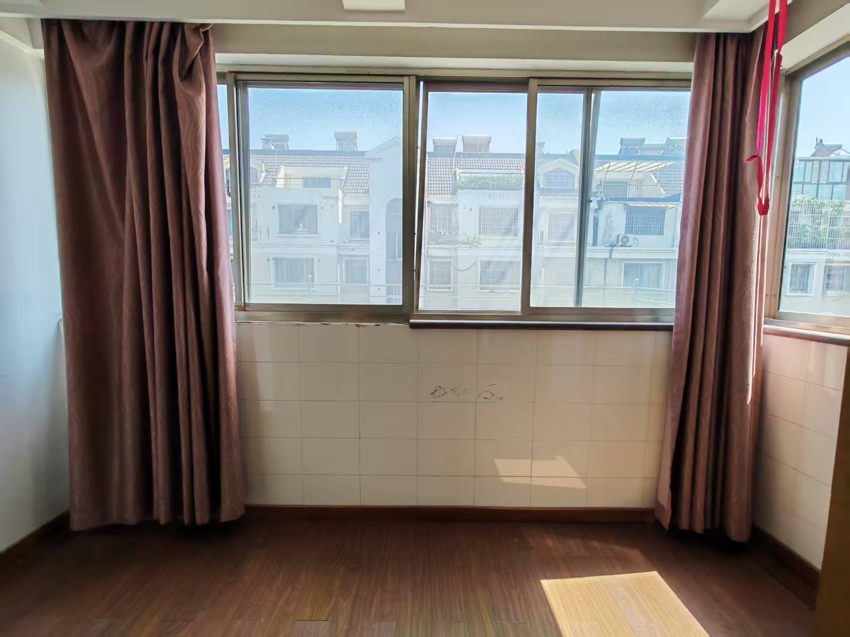 光明花苑(崇川区) 2室2厅1卫 93.73m&sup2;