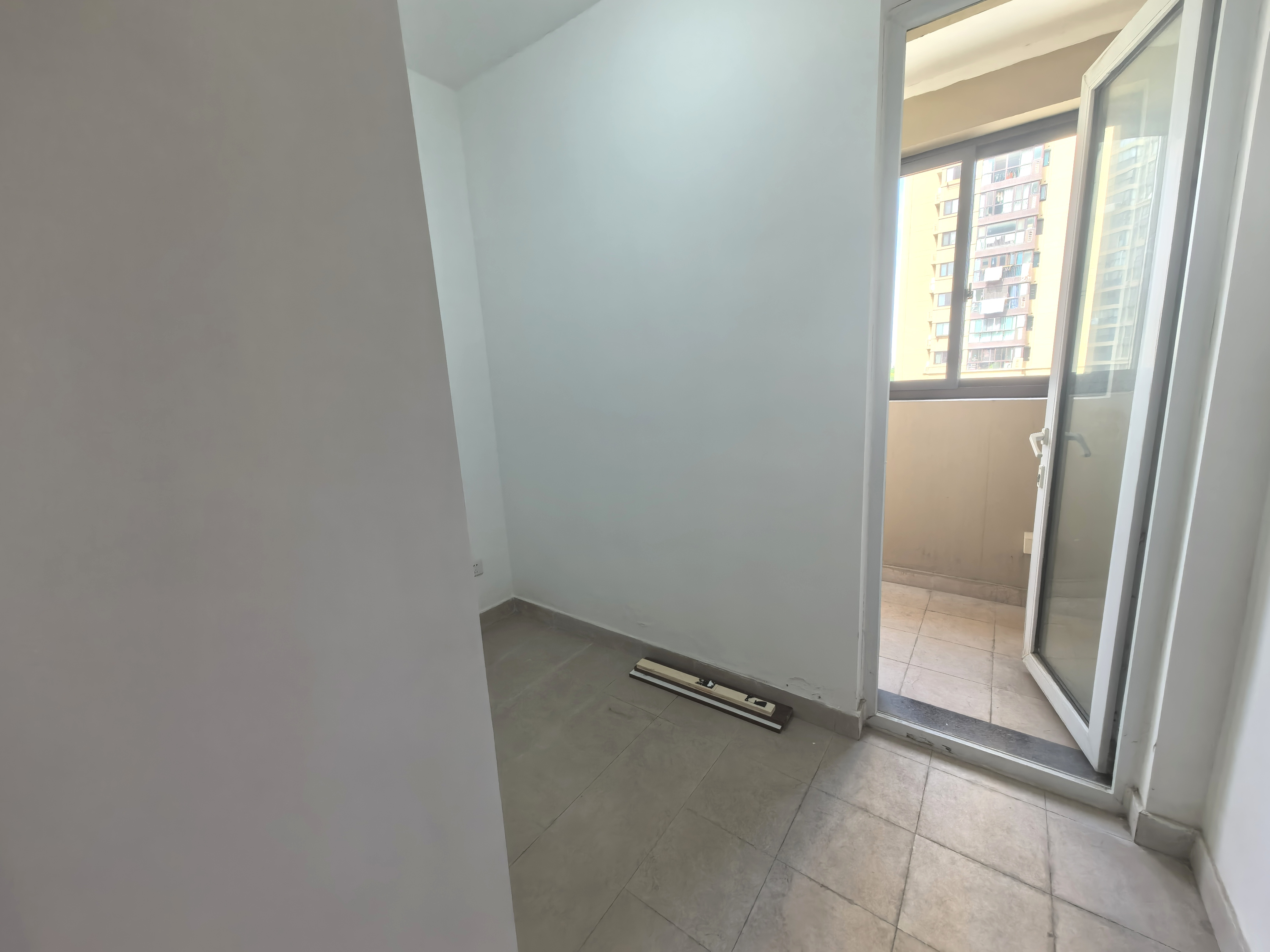 中海碧林湾 4室2厅2卫 128.42m&sup2;