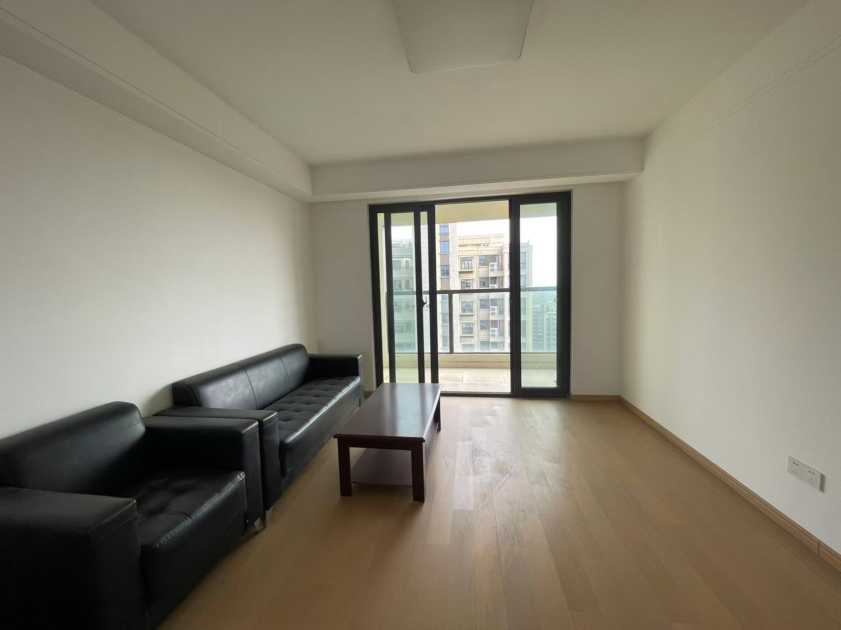 时光漫城 4室2厅2卫 127m&sup2;