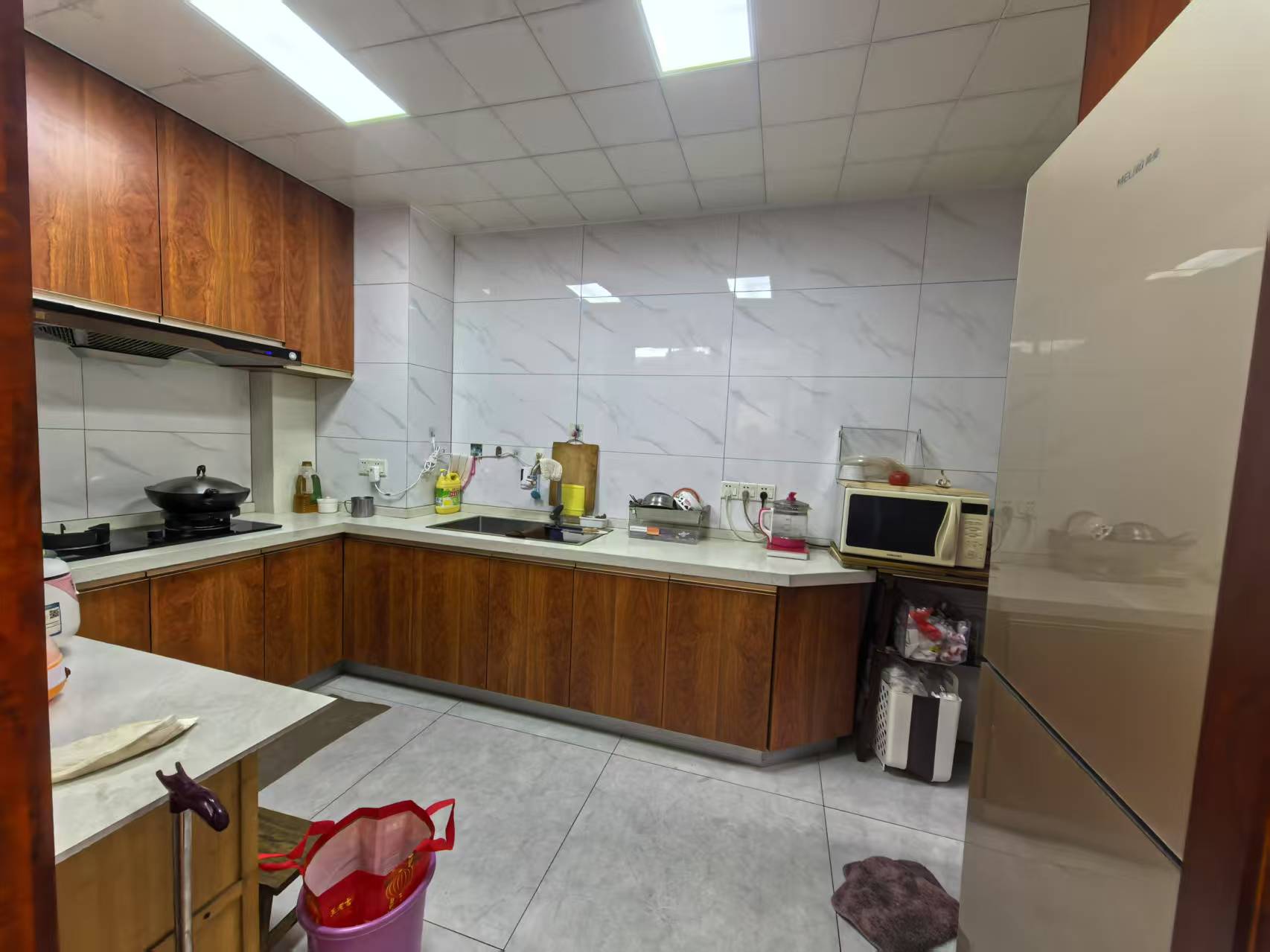 三里墩花苑三期 2室2厅1卫 98m&sup2;