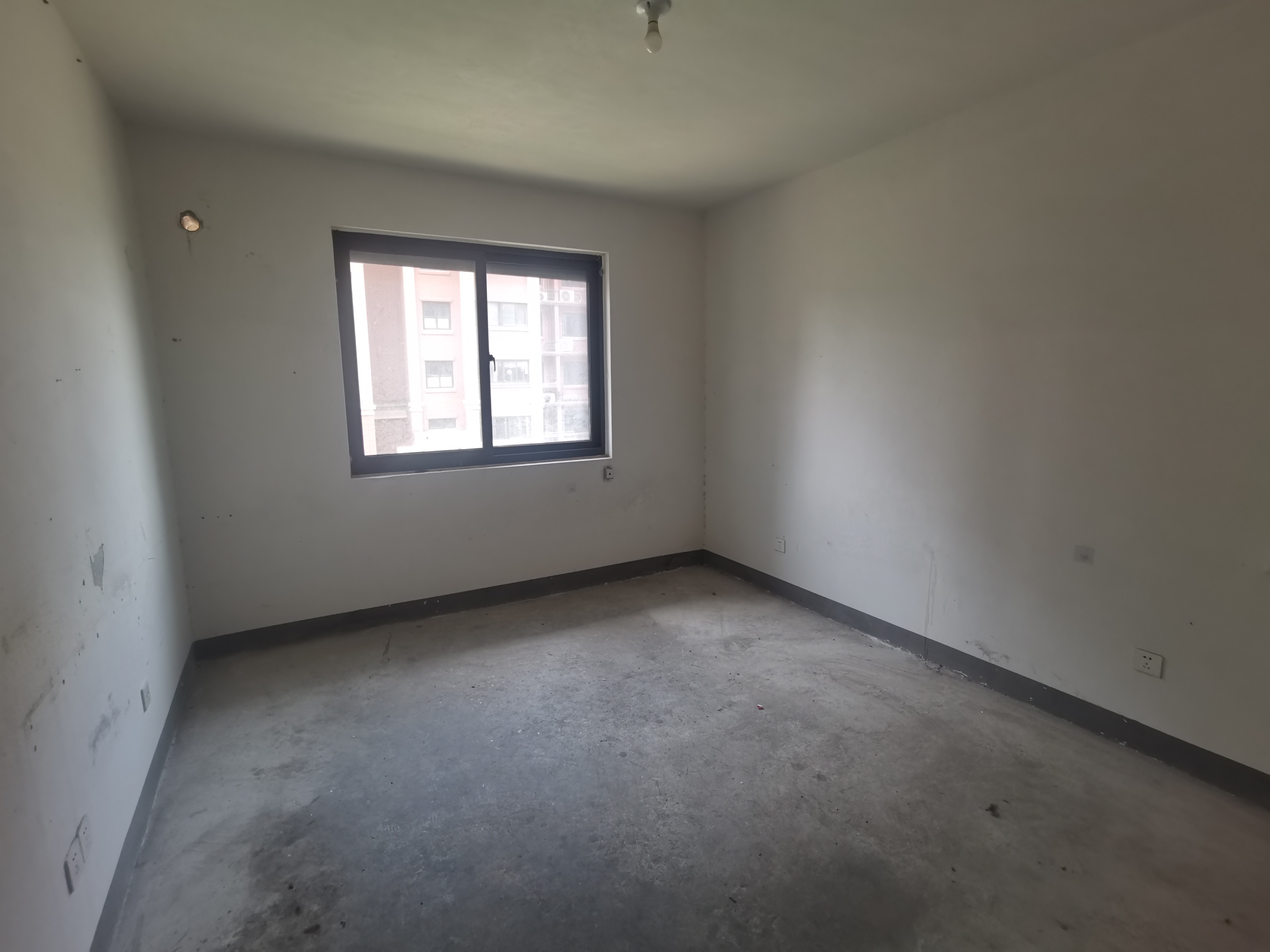 光明嘉苑 3室1厅2卫 120m&sup2;