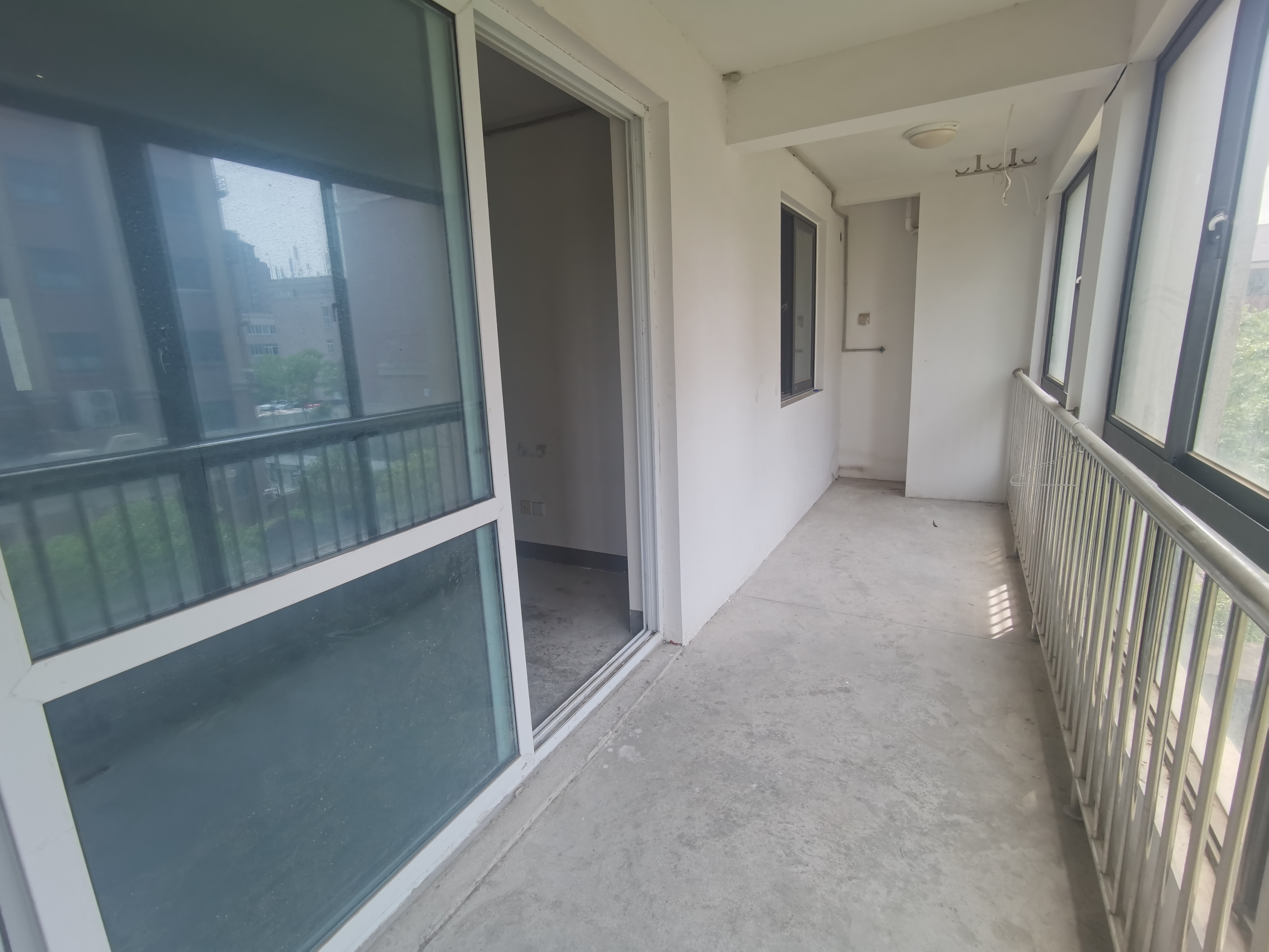 光明嘉苑 3室1厅2卫 120m&sup2;