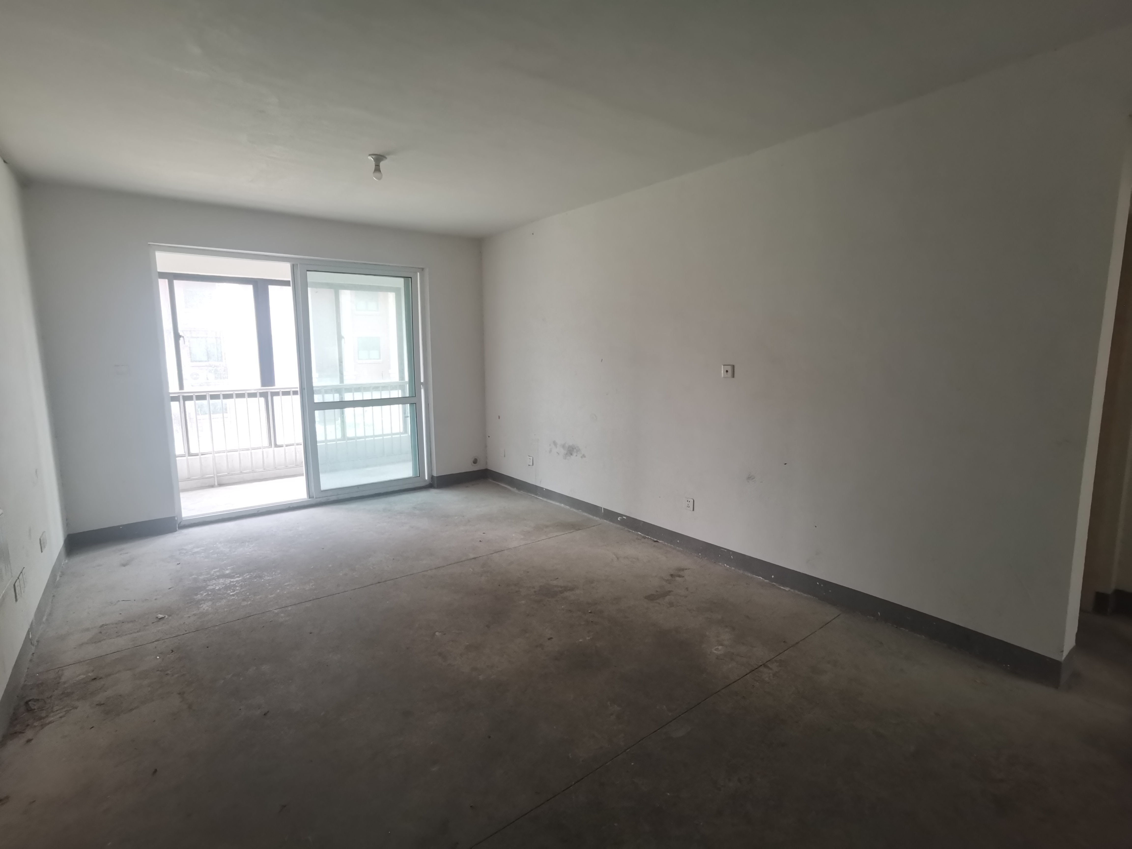 光明嘉苑 3室1厅2卫 120m&sup2;