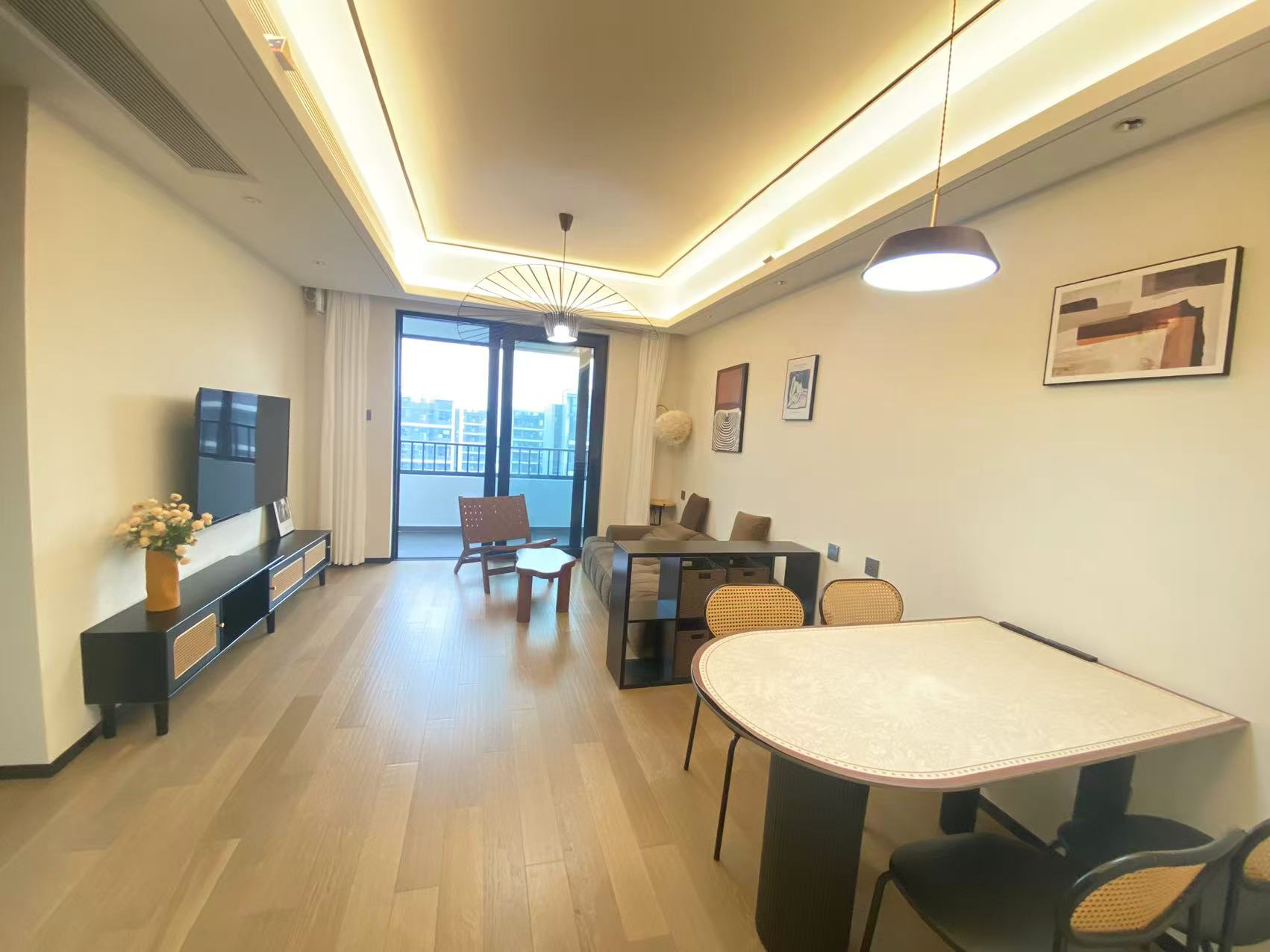 滨江道静园 3室2厅1卫 100.6m²
