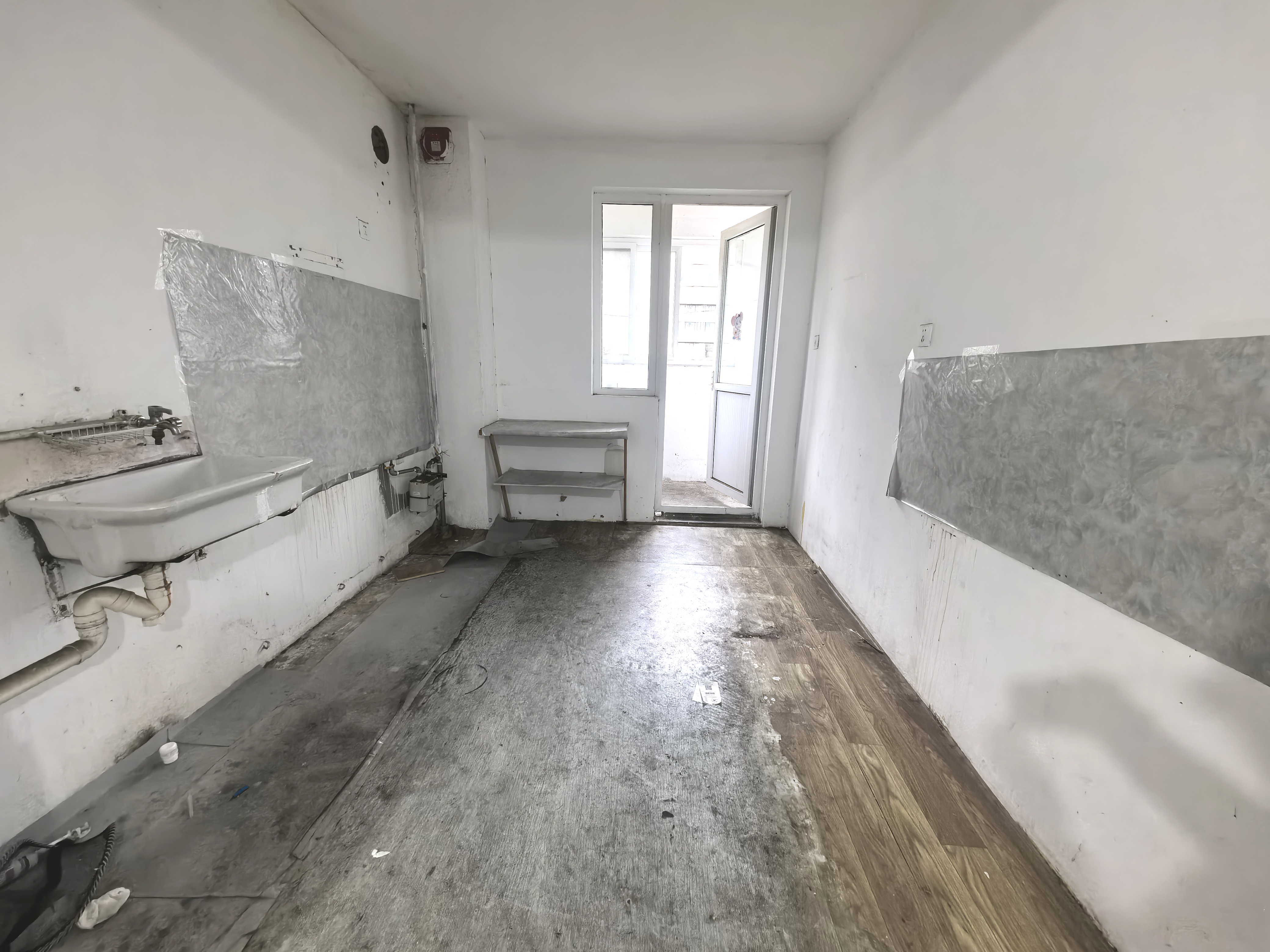 公园南苑 2室1厅1卫 99m&sup2;