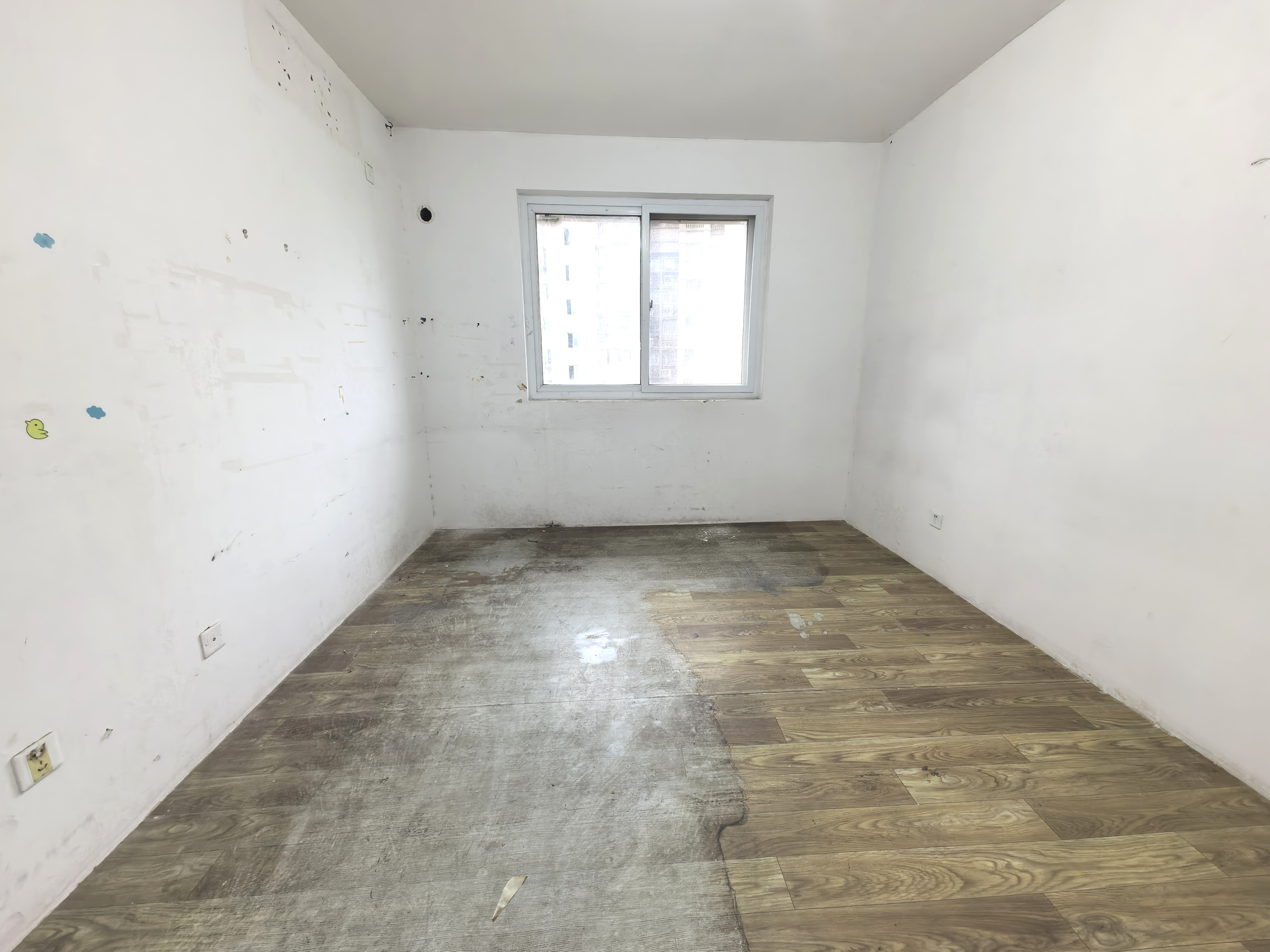 公园南苑 2室1厅1卫 99m&sup2;