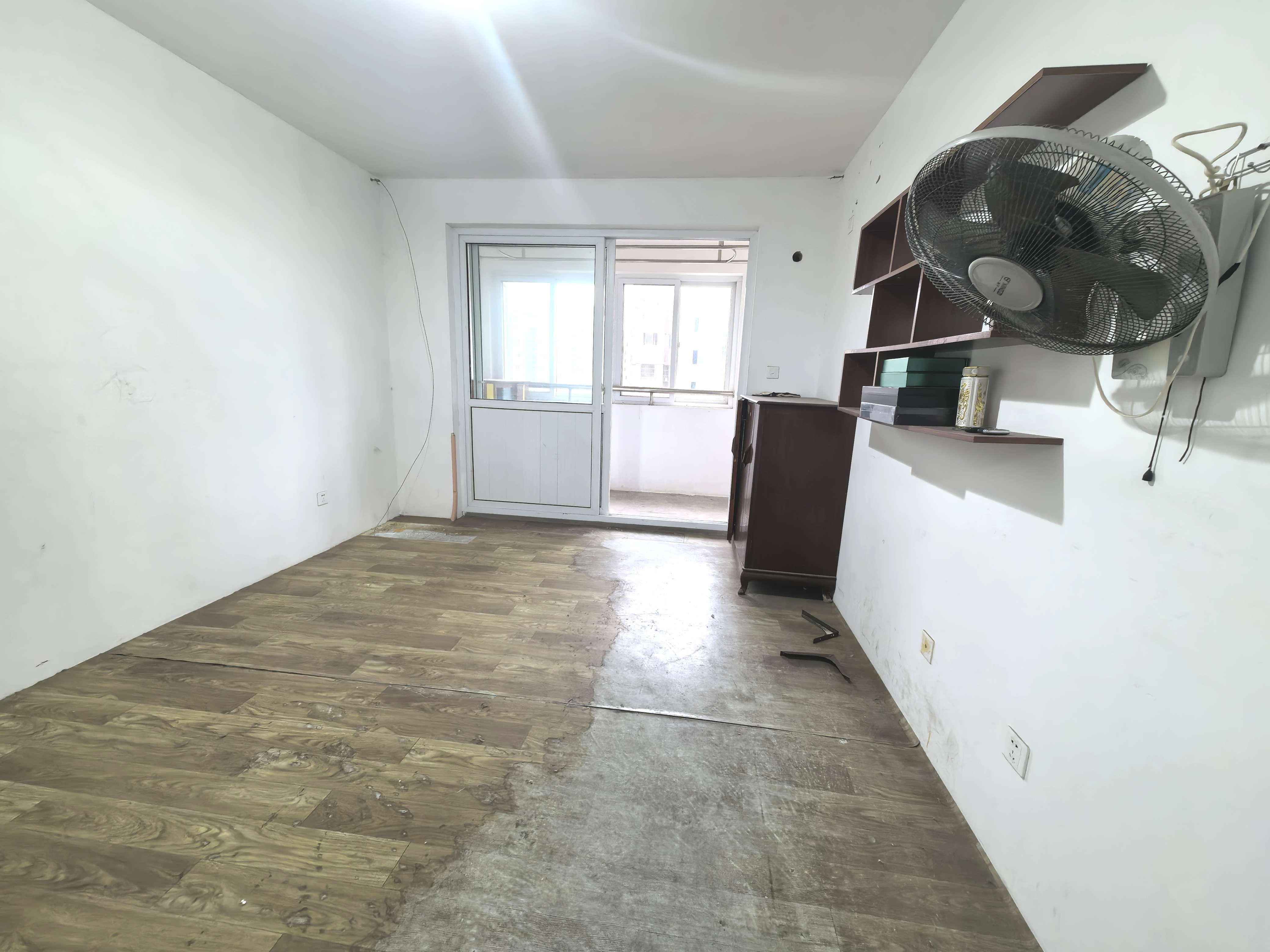 公园南苑 2室1厅1卫 99m&sup2;