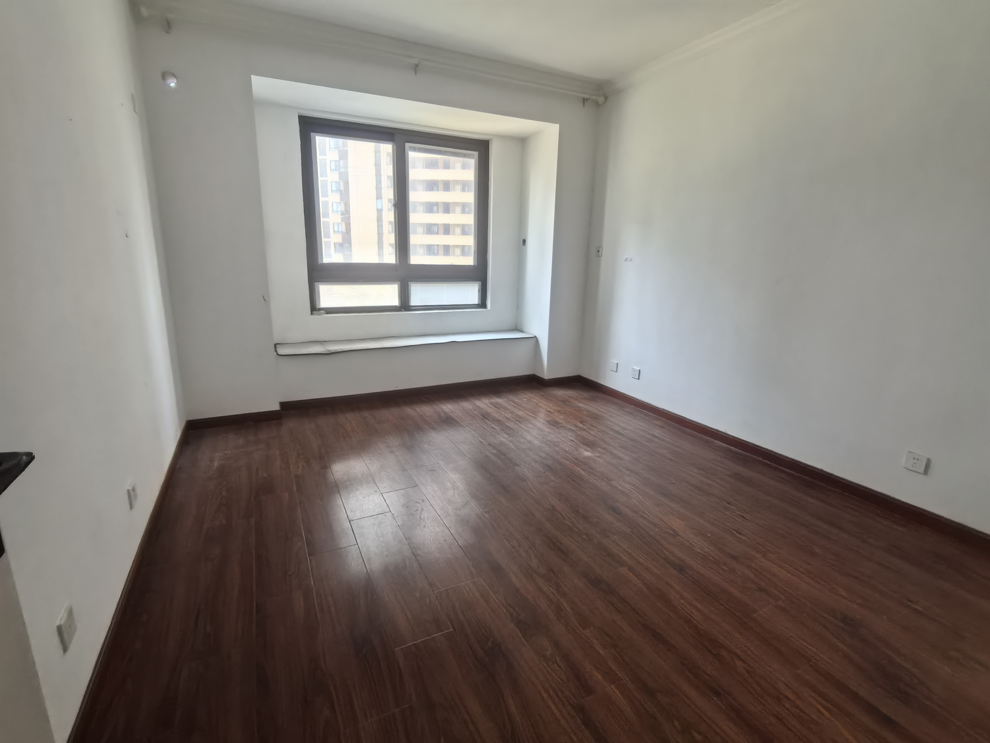 保利香槟国际 3室2厅1卫 117.00m&sup2;